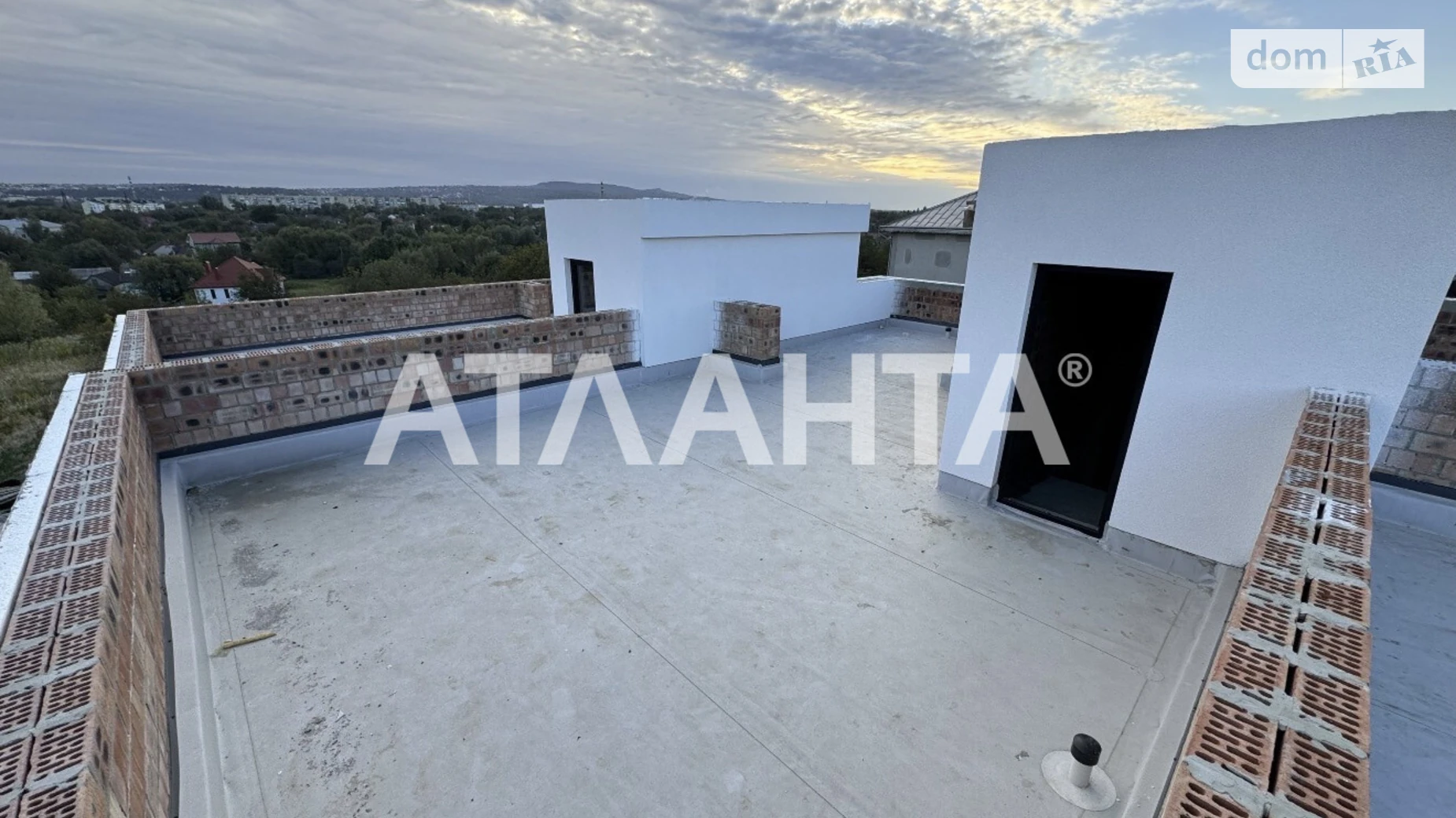 ул. Александри Василе Садгорский Черновцы, цена: 109000 $ - фото 4