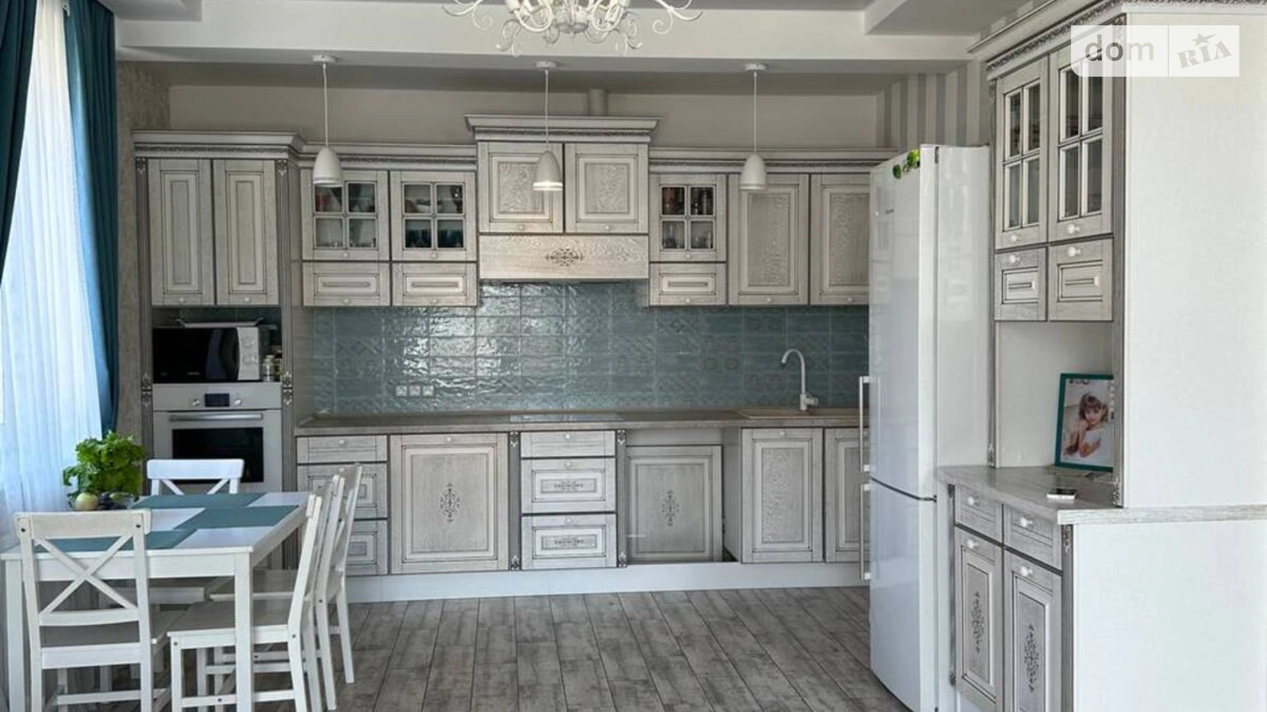 Продается дом на 2 этажа 160 кв. м с участком, цена: 198000 $ - фото 2