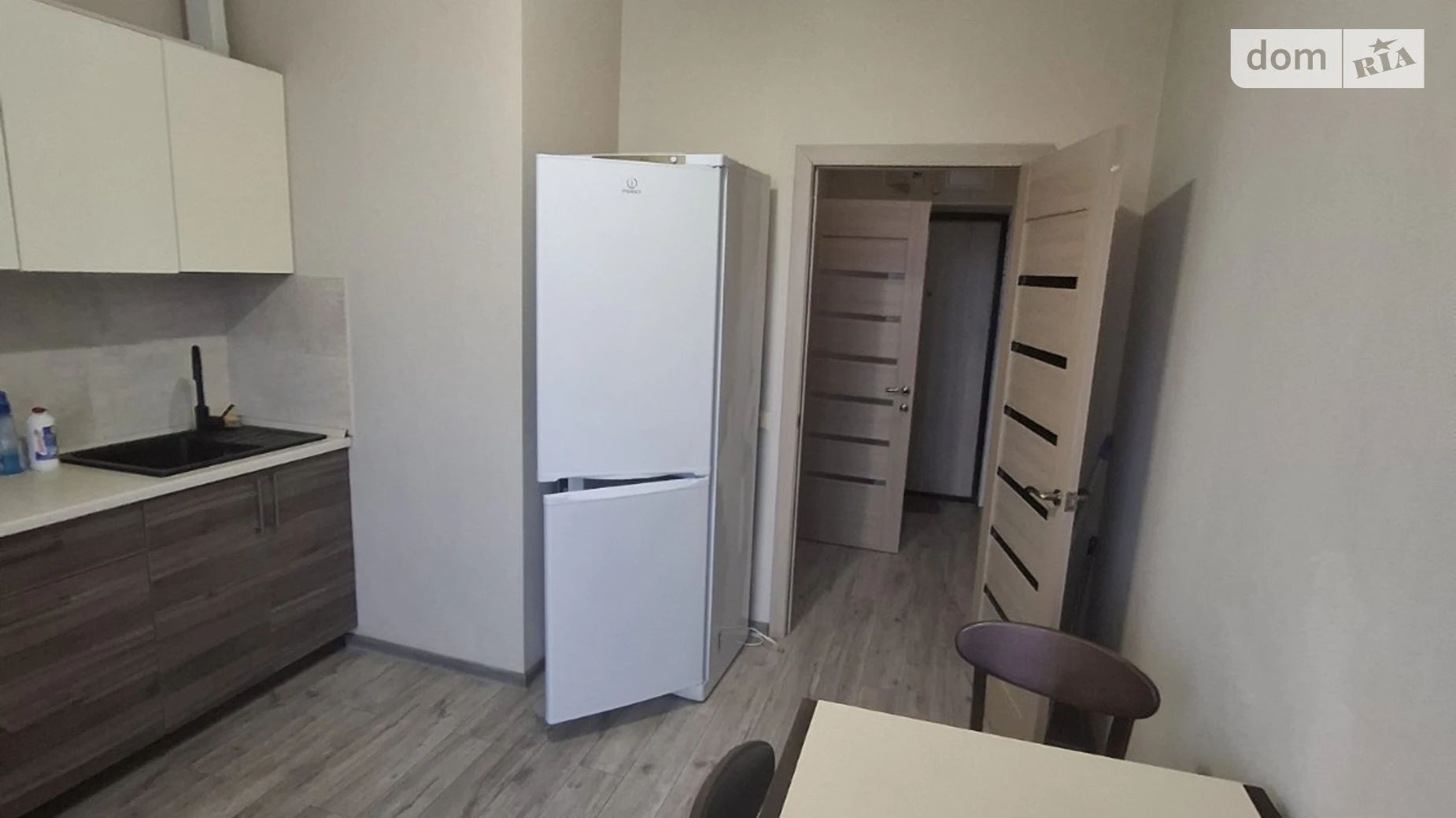 Сдается в аренду 1-комнатная квартира 45 кв. м в Одессе, ул. Среднефонтанская, 35 корпус 2 - фото 3