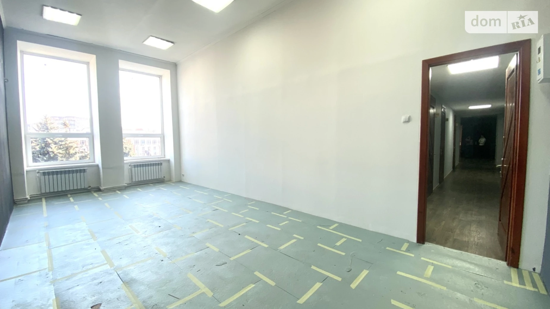 Сдается в аренду офис 66.1 кв. м в бизнес-центре, цена: 23500 грн - фото 2