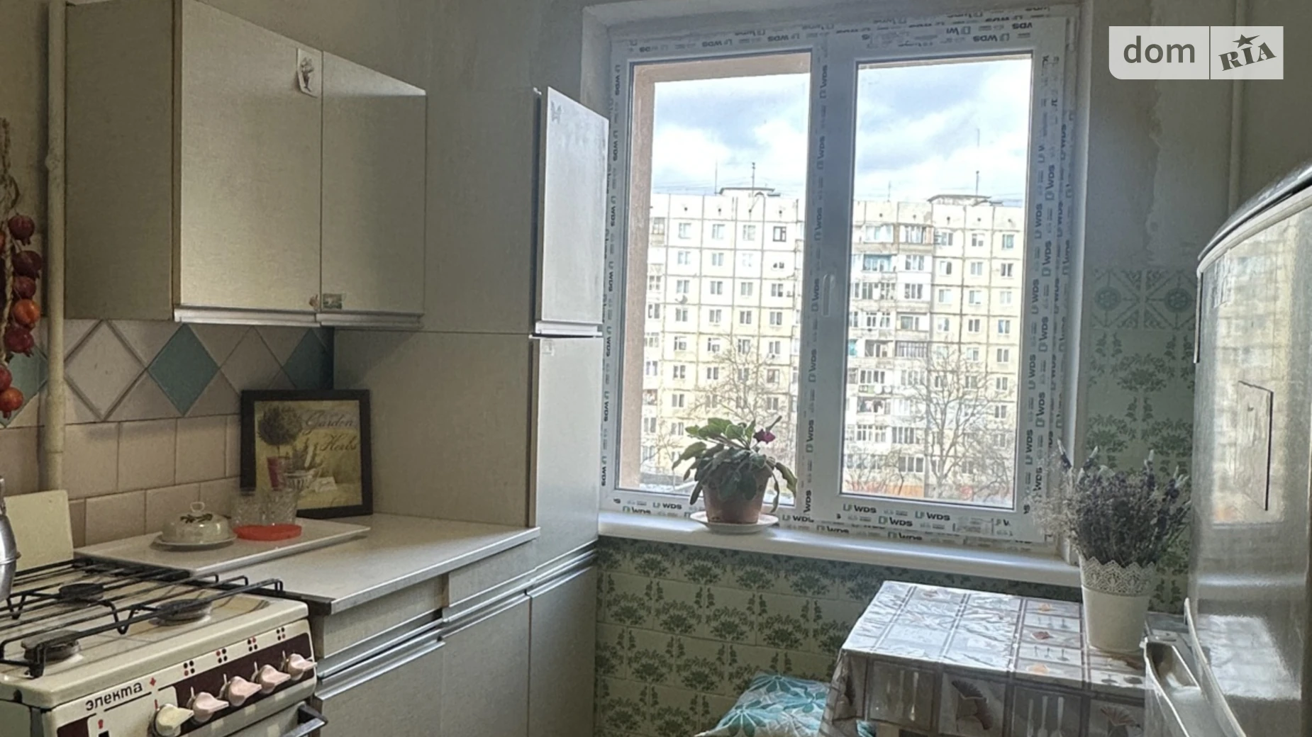 Продается 3-комнатная квартира 63.3 кв. м в Ровно, ул. Киевская - фото 2