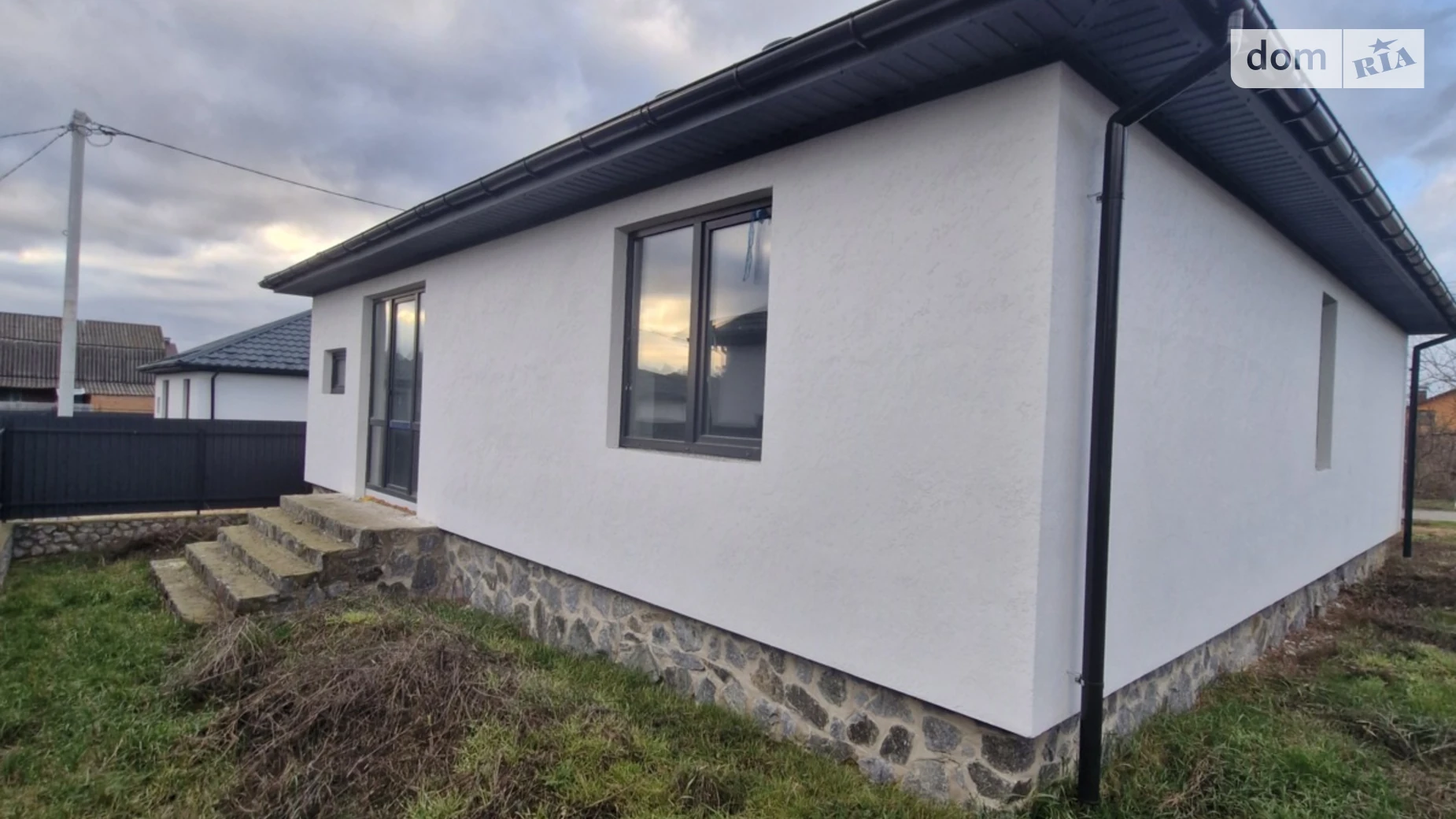 Продається одноповерховий будинок 85 кв. м з каміном, цена: 69000 $ - фото 2