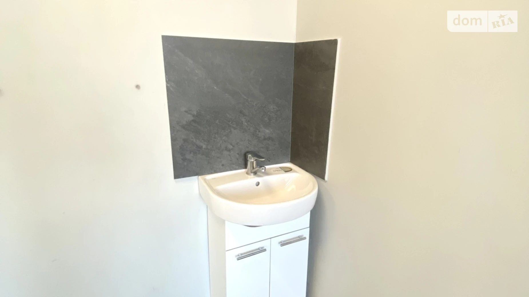 Сдается в аренду офис 23.3 кв. м в бизнес-центре, цена: 8300 грн - фото 4