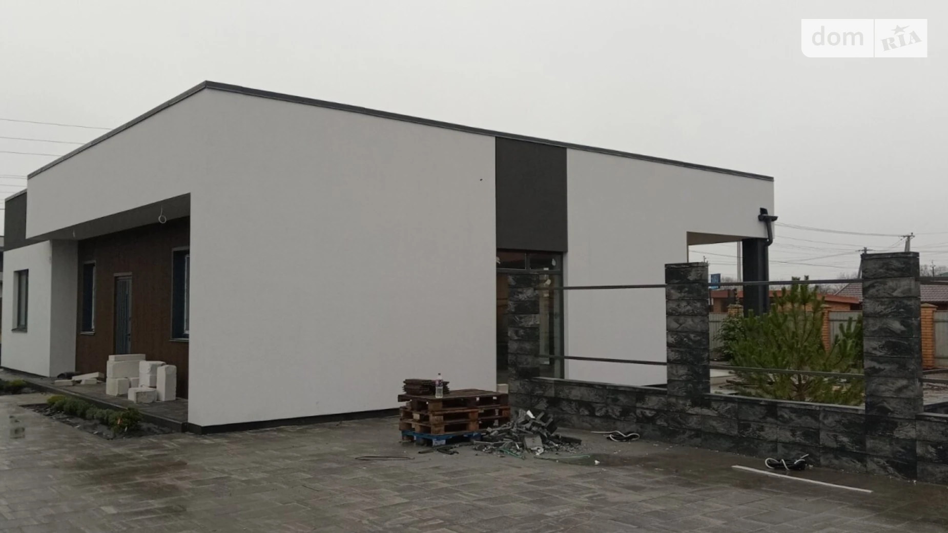 Продается одноэтажный дом 136 кв. м с гаражом, цена: 150000 $ - фото 4