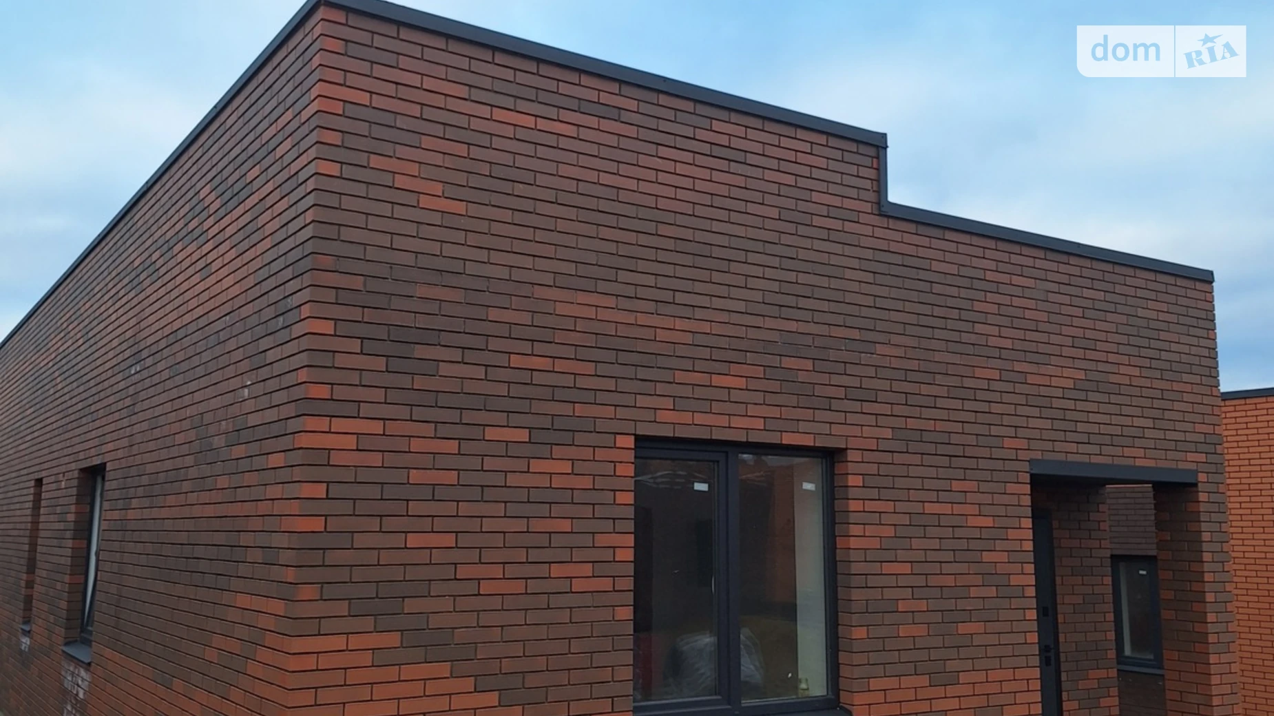 Продается одноэтажный дом 90 кв. м с бассейном, цена: 84000 $ - фото 2