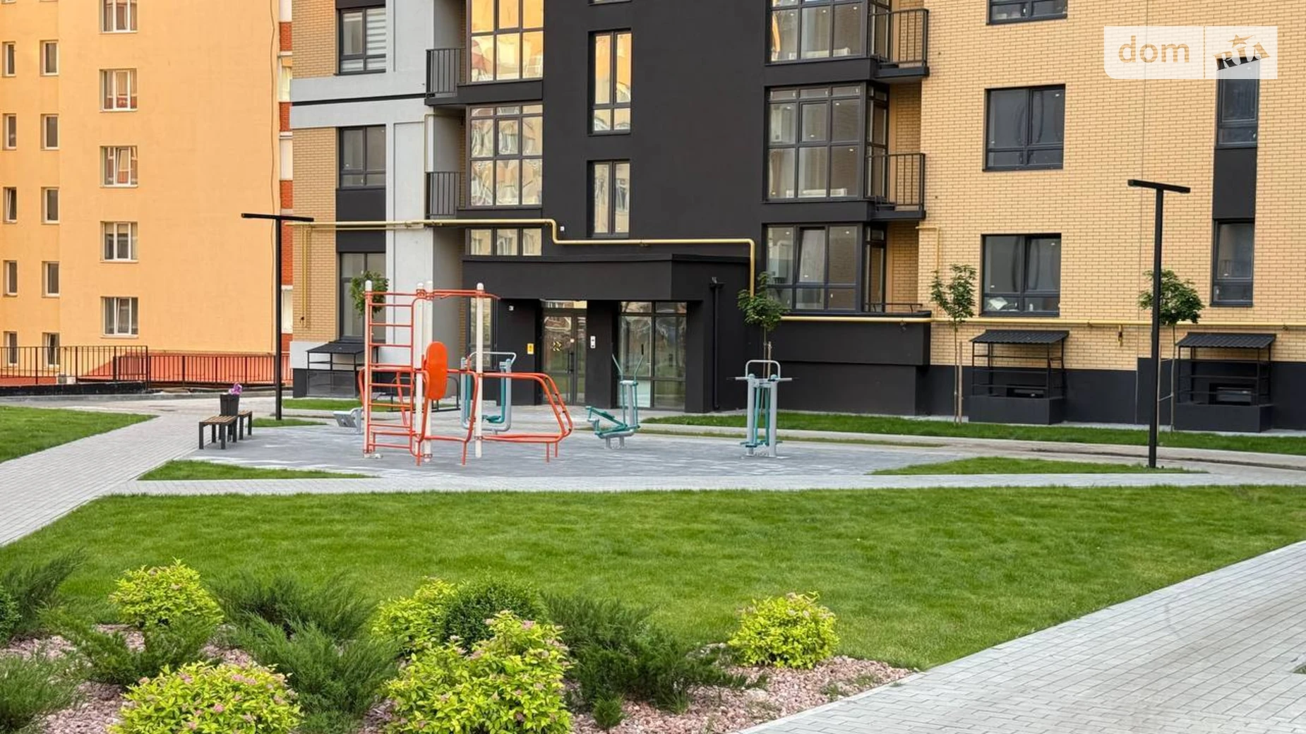 Продается 2-комнатная квартира 63 кв. м в Хмельницком, ул. Панаса Мирного, 20 - фото 2