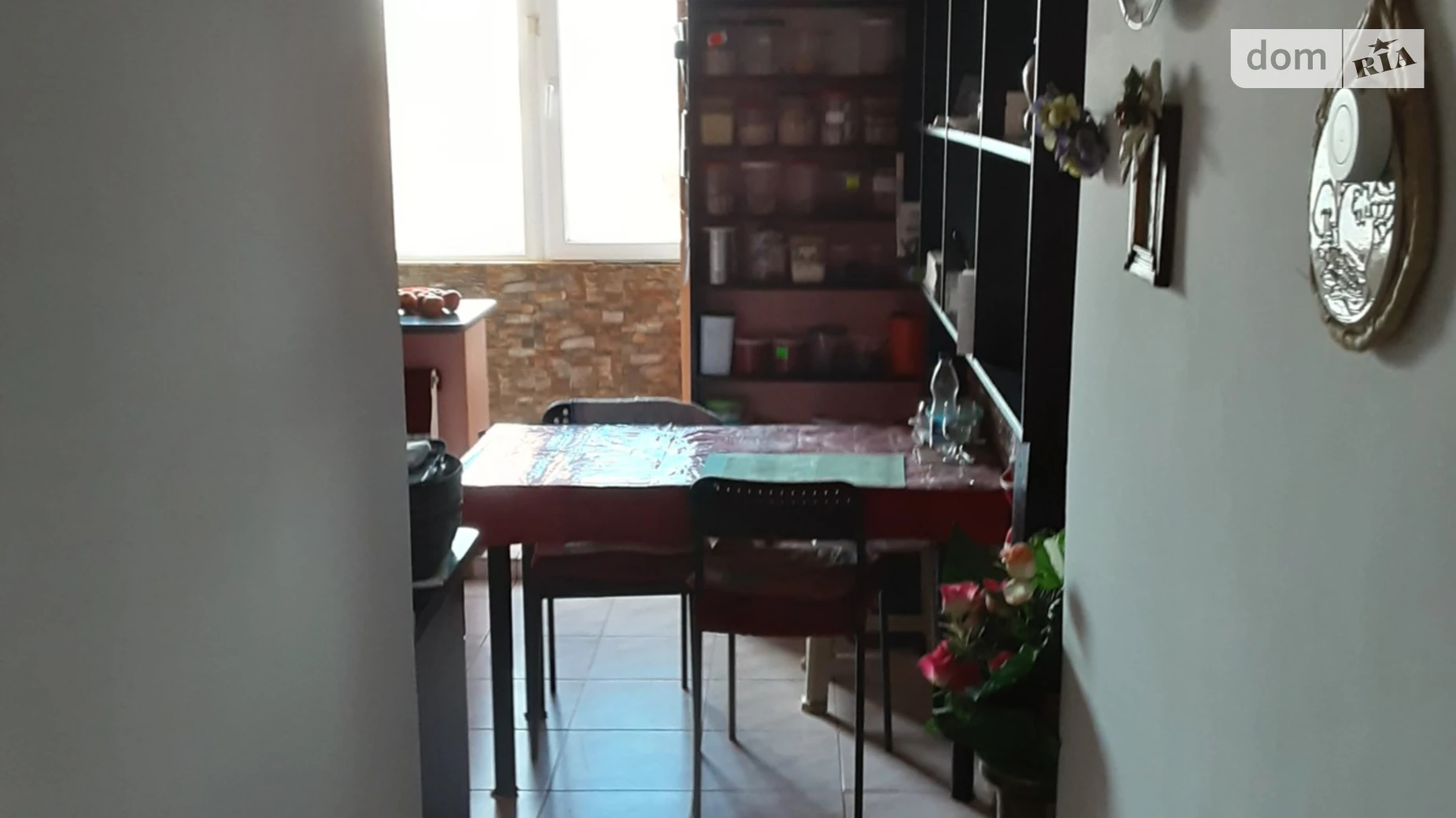 Продается 3-комнатная квартира 72 кв. м в Сокале, ул. Мишуги - фото 2