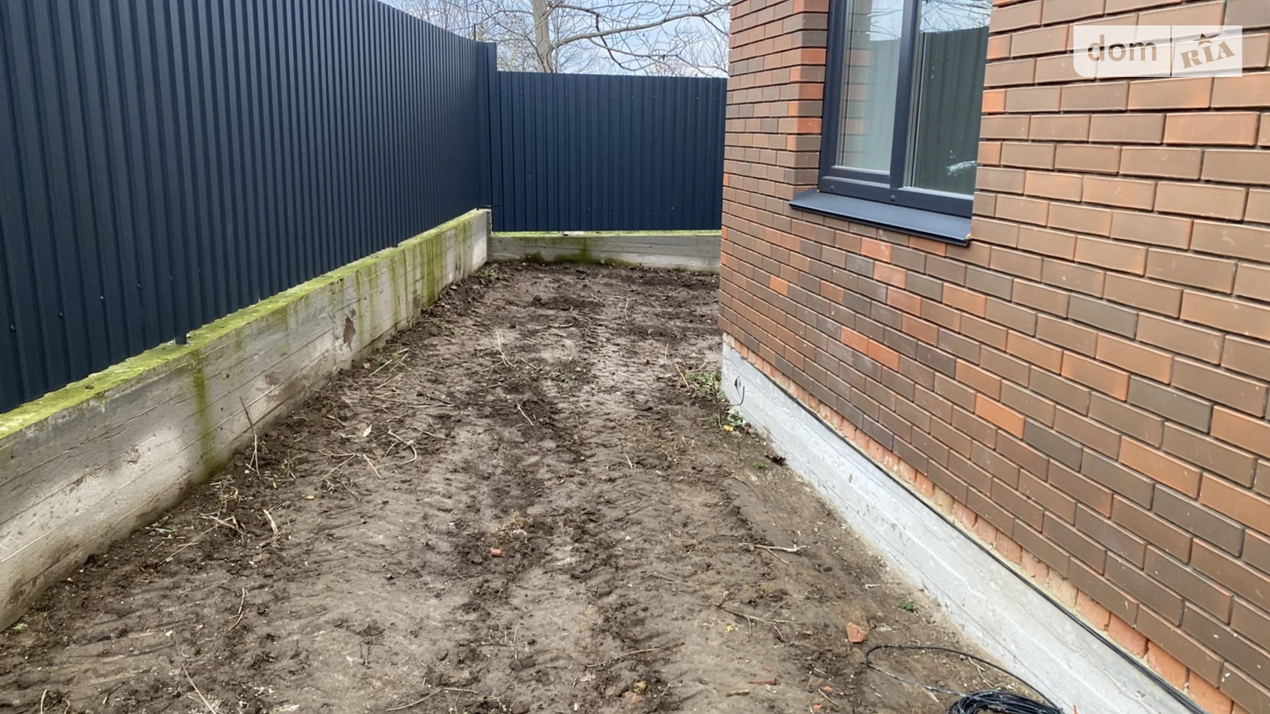 Продается дом на 2 этажа 112 кв. м с бассейном, цена: 87000 $ - фото 3