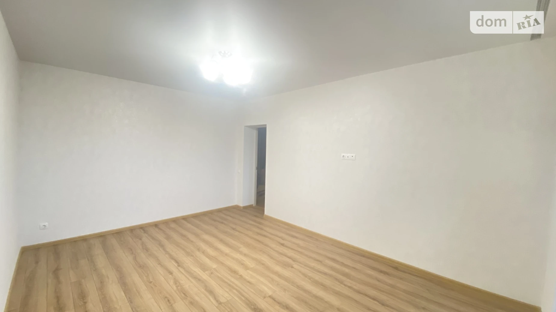 Продается 2-комнатная квартира 72.6 кв. м в Буче, ул. Лесная, 1Б - фото 2