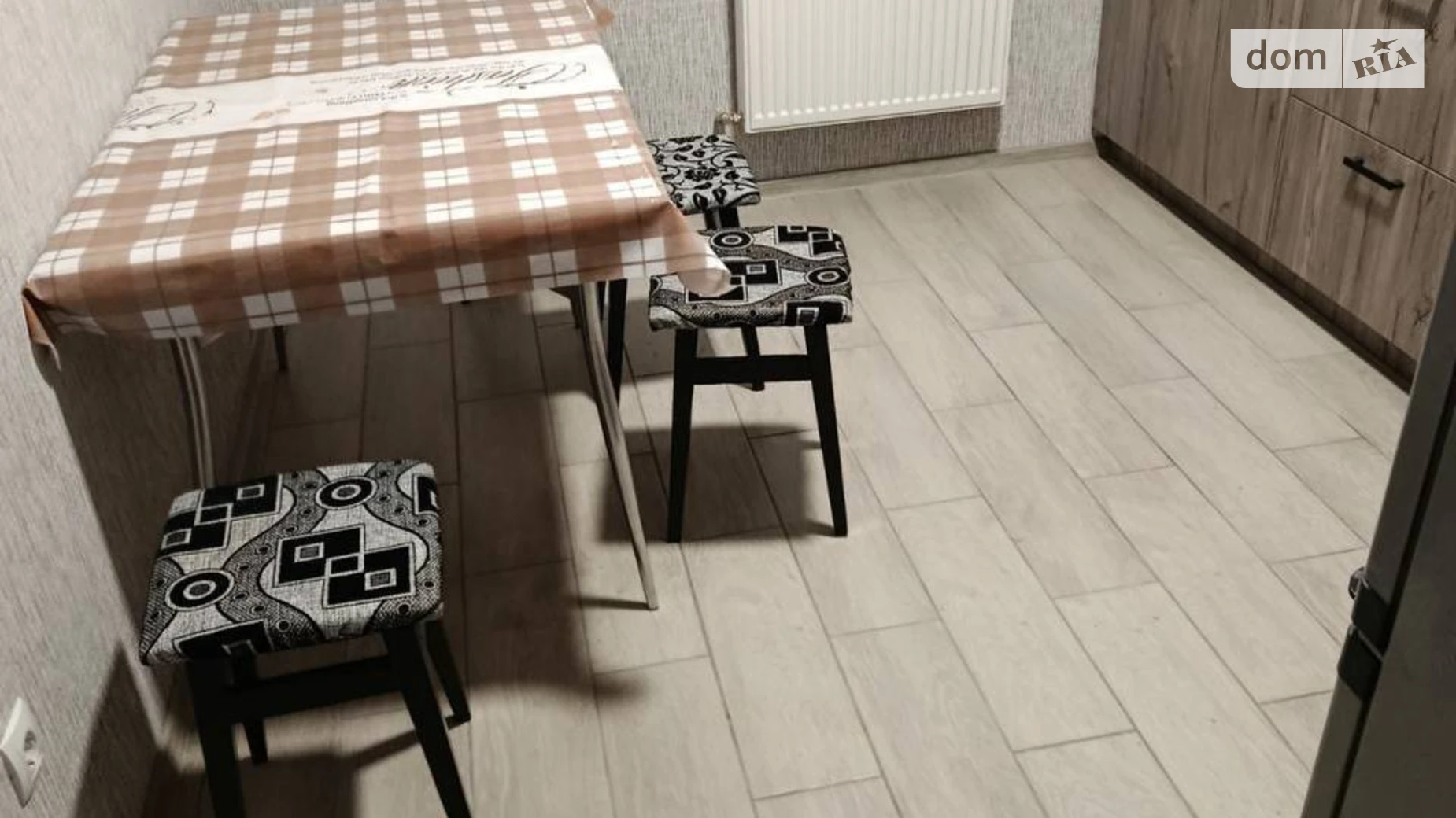 Сдается в аренду 1-комнатная квартира 46 кв. м в Зарванцах, цена: 16000 грн - фото 5