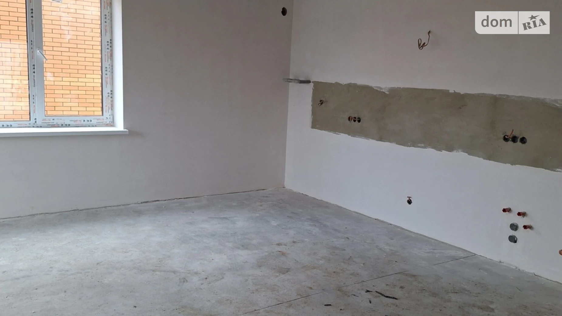 Продается дом на 2 этажа 115 кв. м с бассейном, цена: 88000 $ - фото 5