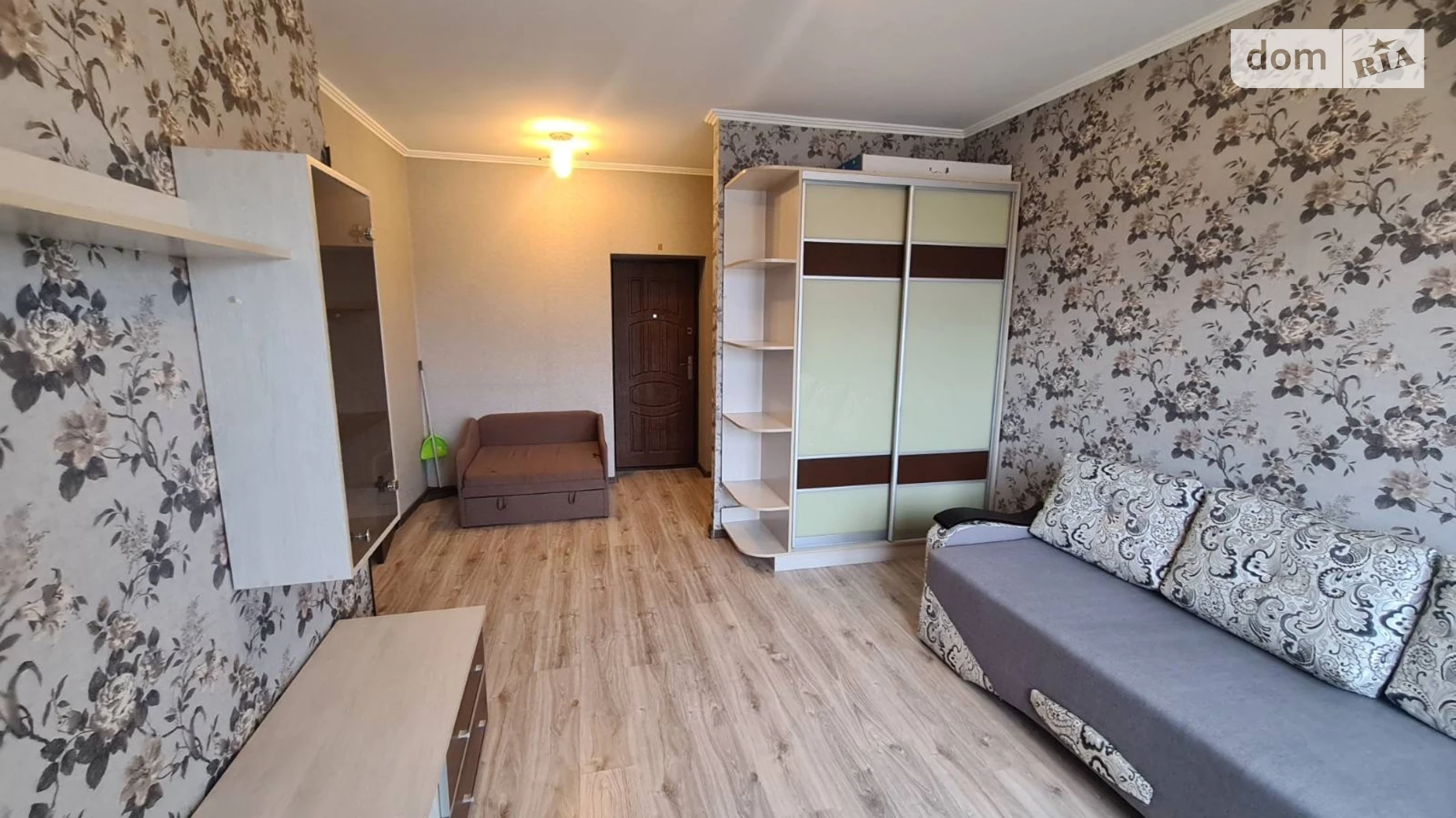 Продается 1-комнатная квартира 34.6 кв. м в Ужгороде, ул. Енковская, 25 - фото 2