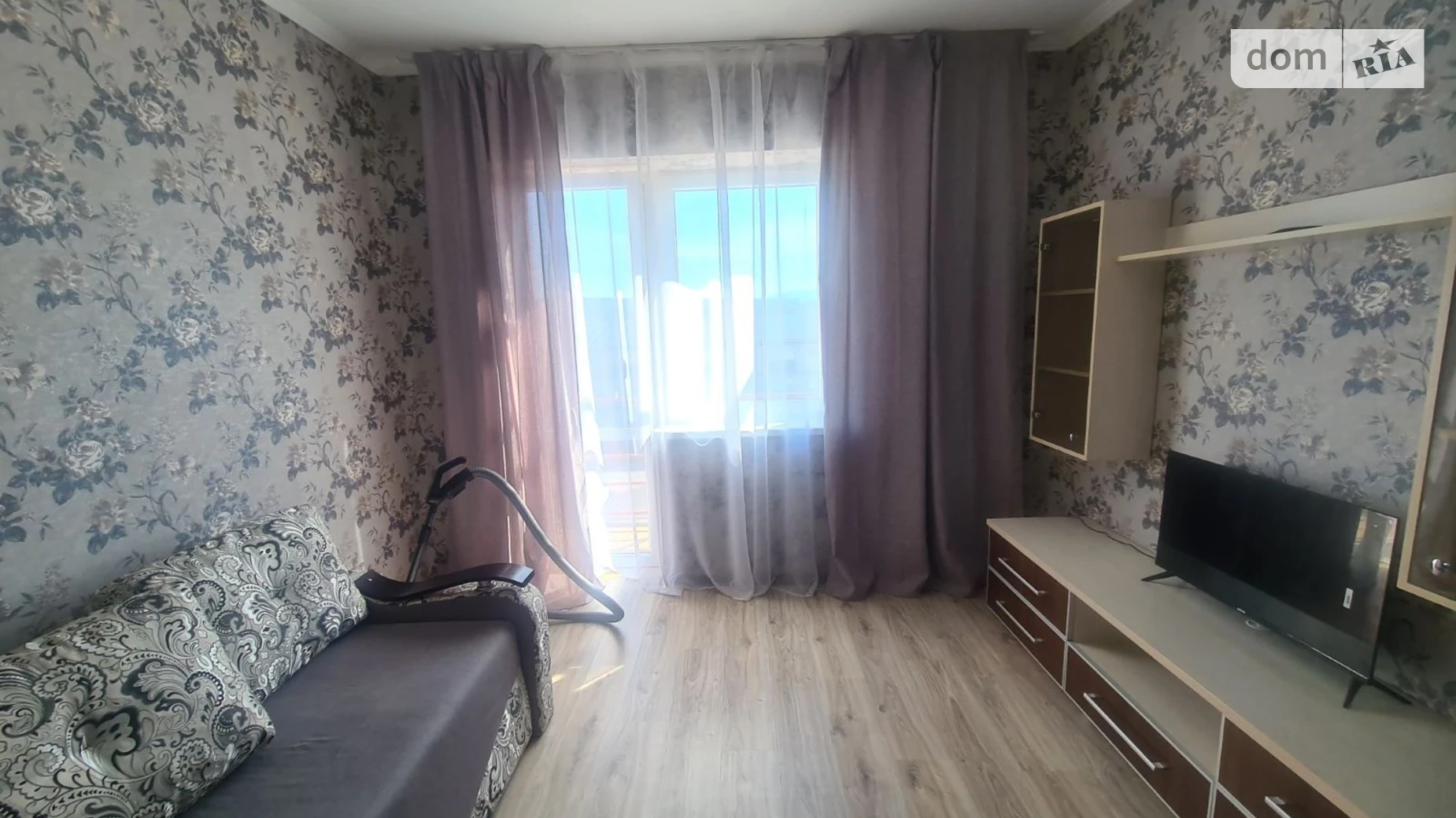 Продается 1-комнатная квартира 34.6 кв. м в Ужгороде, ул. Енковская, 25 - фото 3