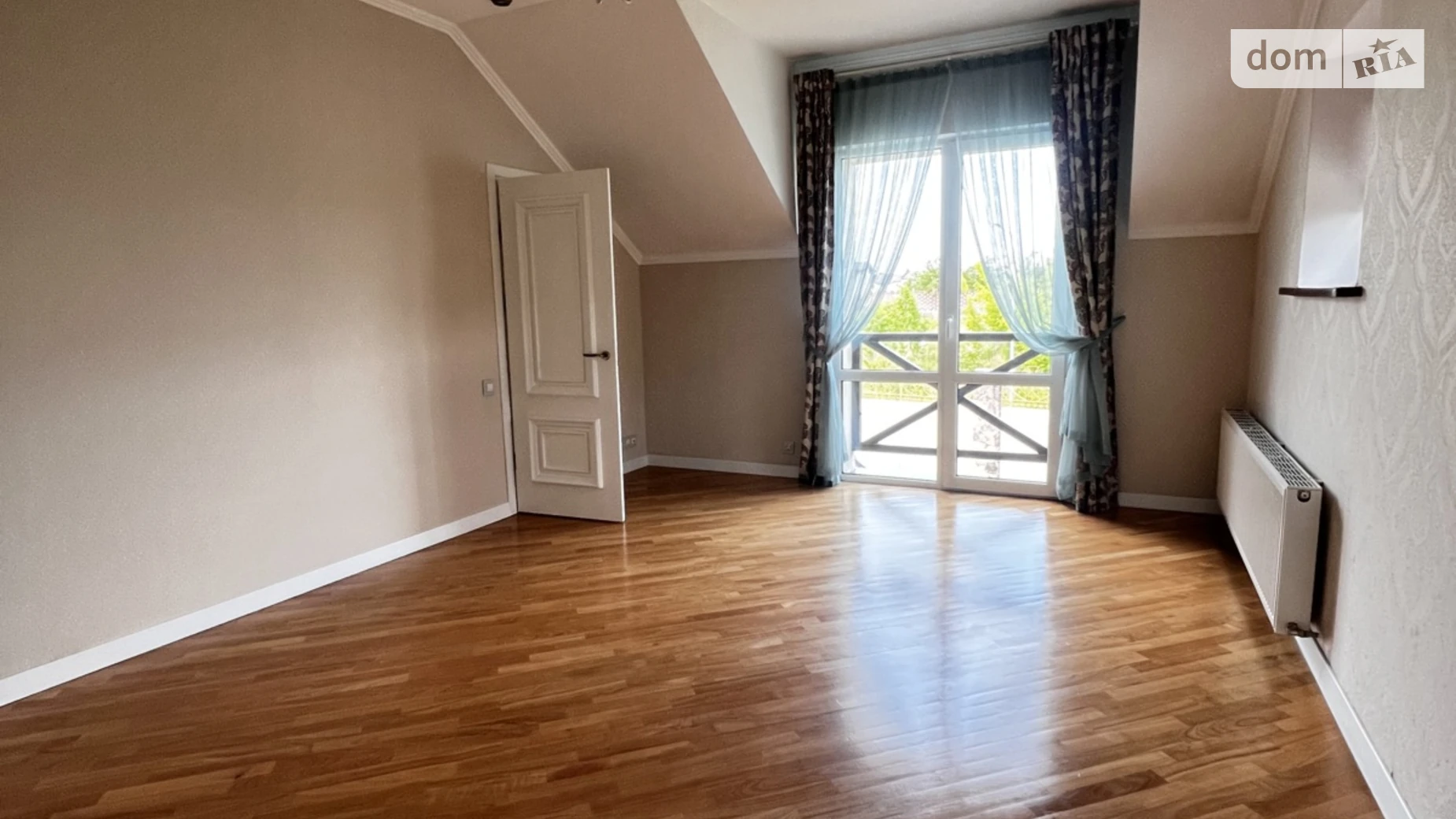 Продается дом на 2 этажа 160 кв. м с балконом, цена: 290000 $ - фото 3