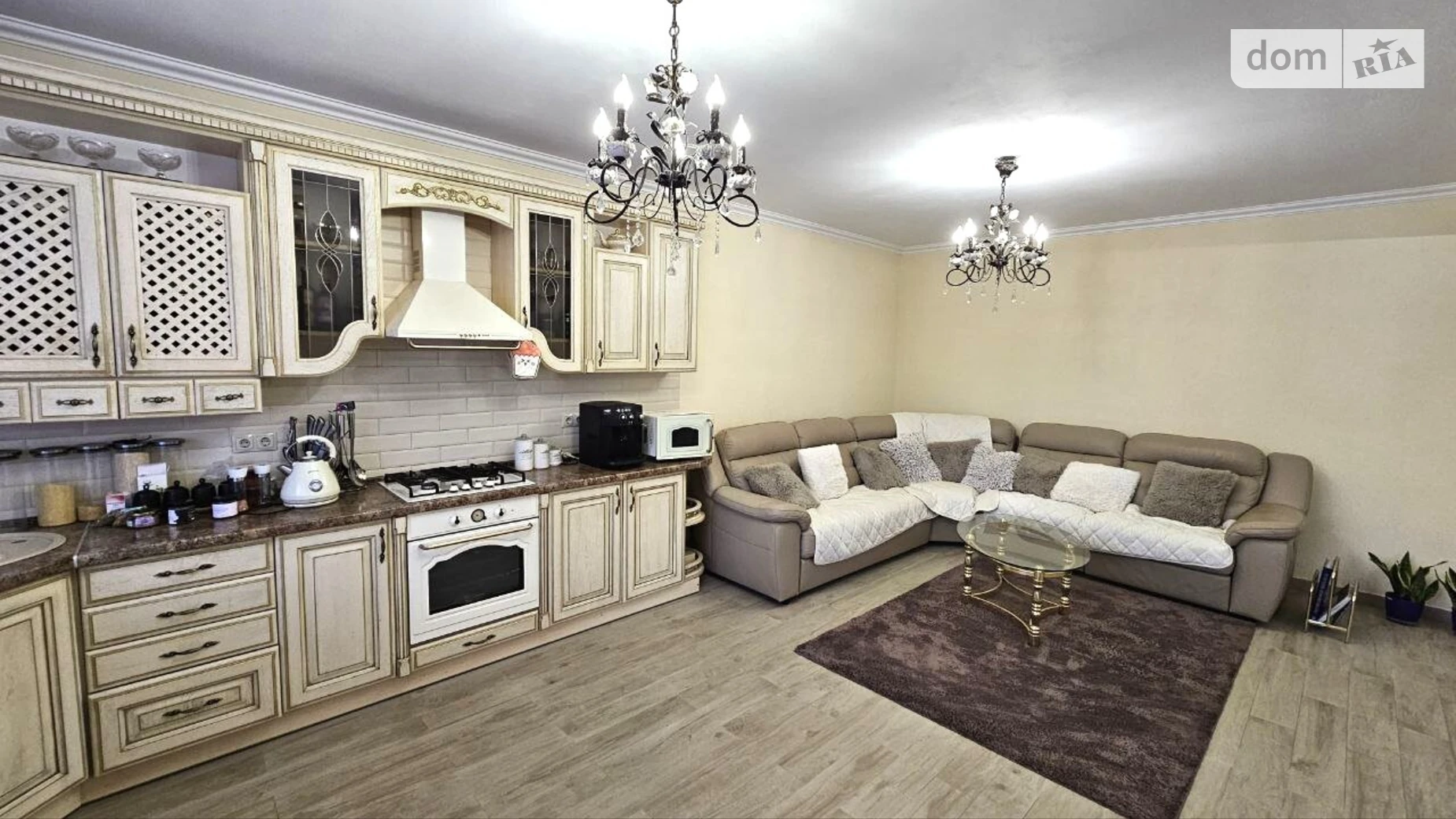 Продается дом на 2 этажа 294.4 кв. м с камином, цена: 395000 $ - фото 2