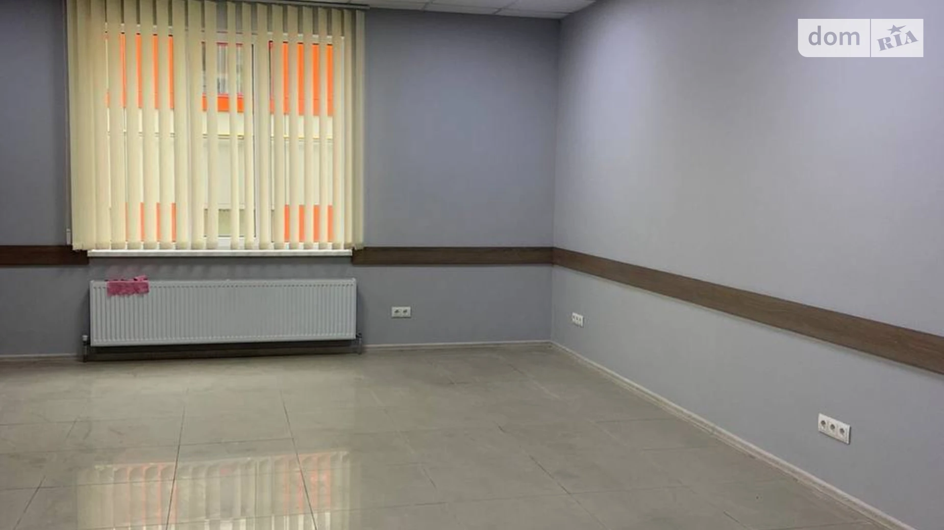 Сдается в аренду офис 49 кв. м в бизнес-центре, цена: 15000 грн - фото 2