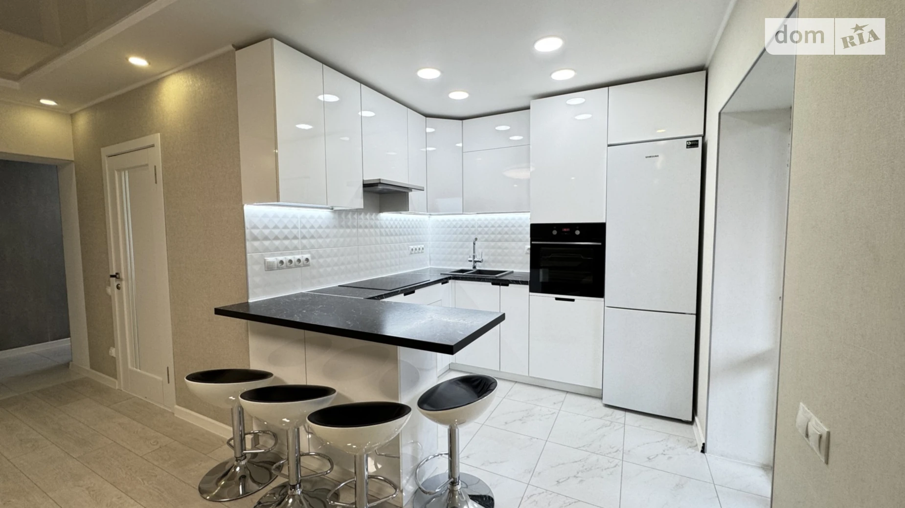 Продается часть дома 72 кв. м с верандой, цена: 105000 $ - фото 2