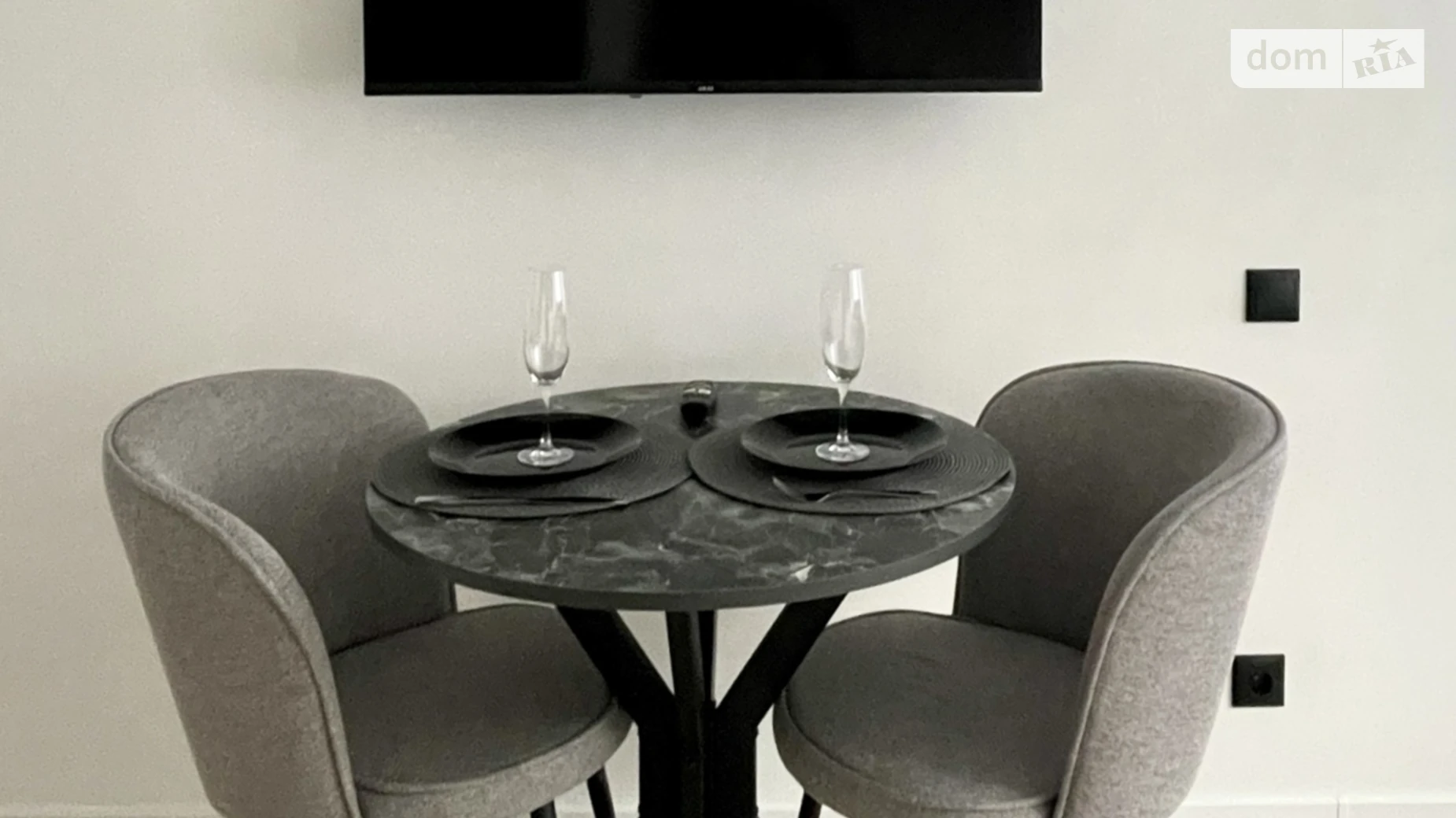 Продается 1-комнатная квартира 24.9 кв. м в Киеве, цена: 40500 $ - фото 2