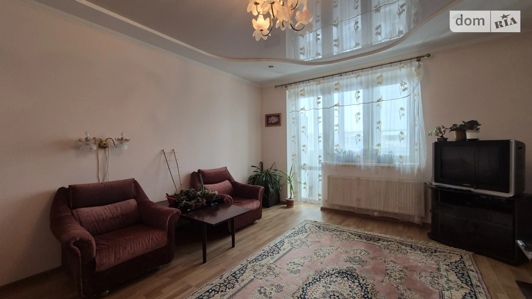 Сдается в аренду 1-комнатная квартира 50 кв. м в Львове, ул. Владимира Великого, 22А - фото 2