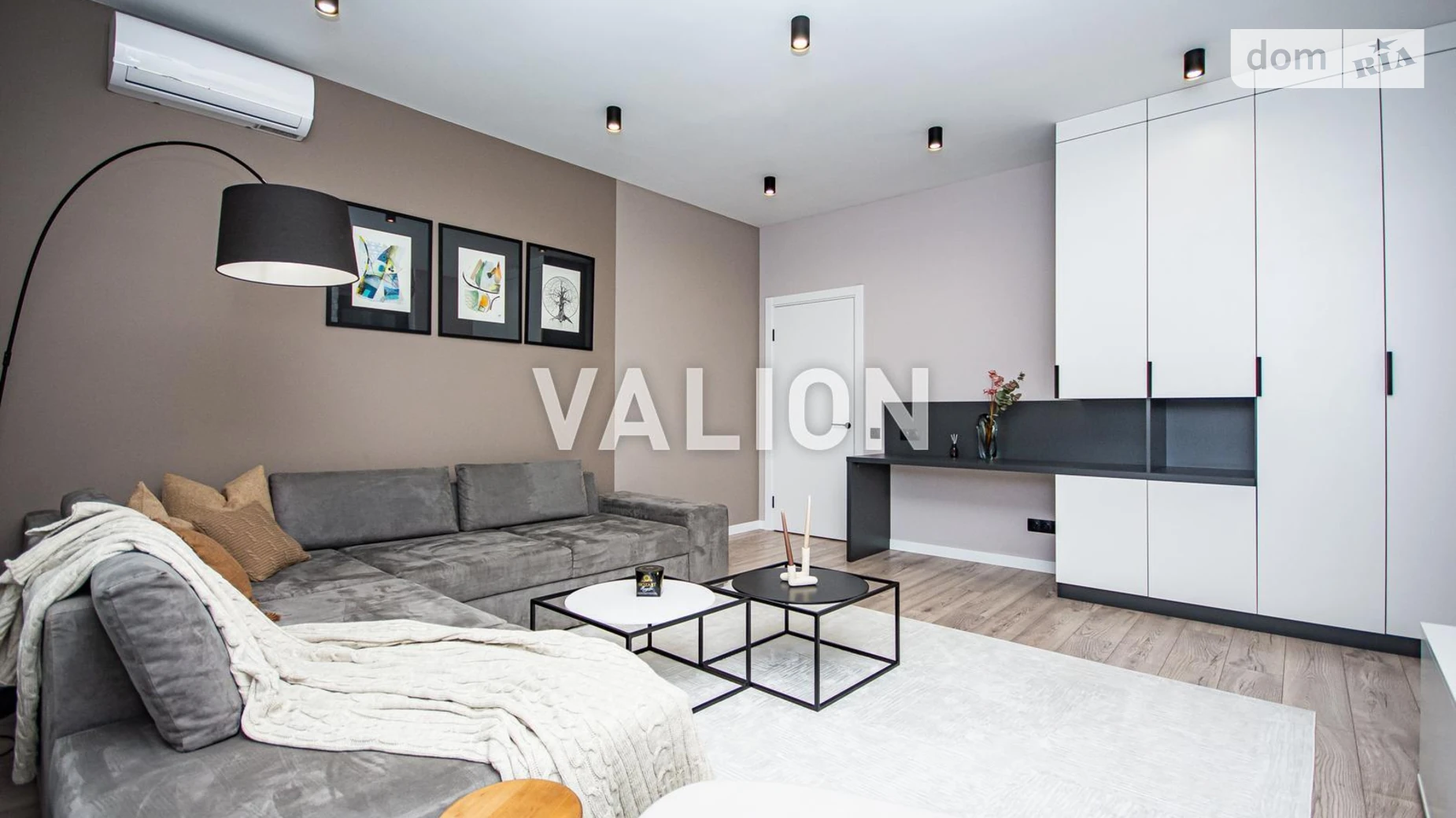 Продается 2-комнатная квартира 77.5 кв. м в Киеве, ул. Деловая, 1/2 - фото 2