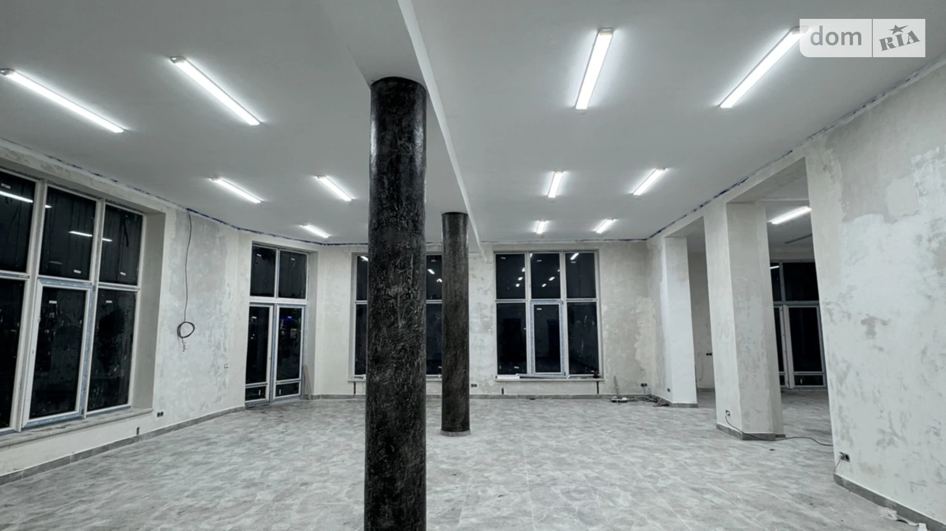 Сдается в аренду помещения свободного назначения 223 кв. м в 3-этажном здании, цена: 111500 грн - фото 4