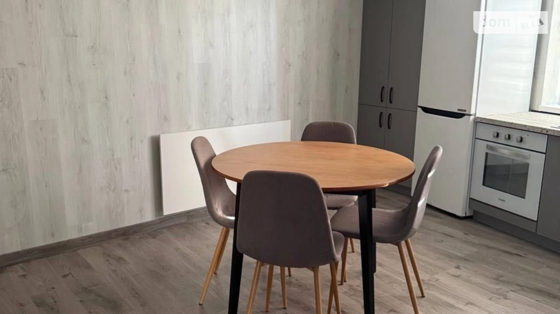 Здається в оренду одноповерховий будинок 65 кв. м з гаражем, цена: 600 $ - фото 2