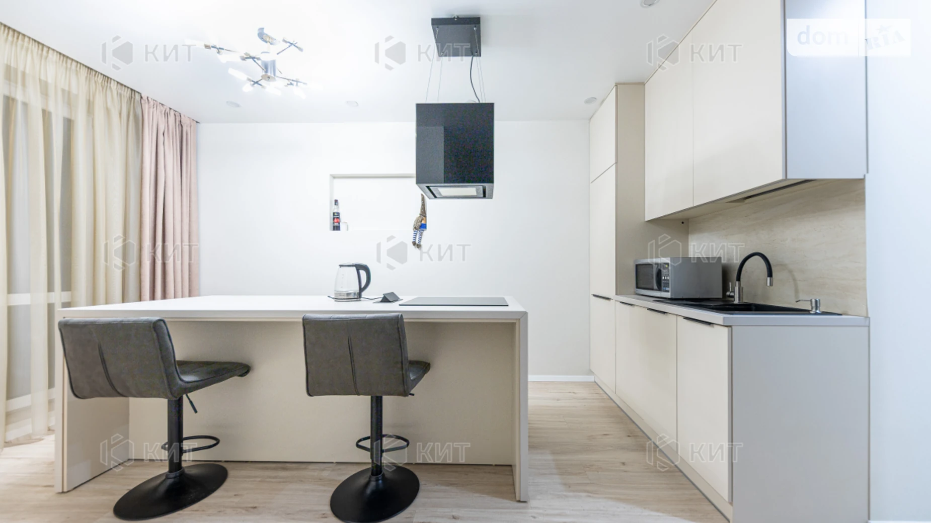 Сдается в аренду 1-комнатная квартира 44.1 кв. м в Харькове, ул. Гвардейцев-Широнинцев, 74Б - фото 2