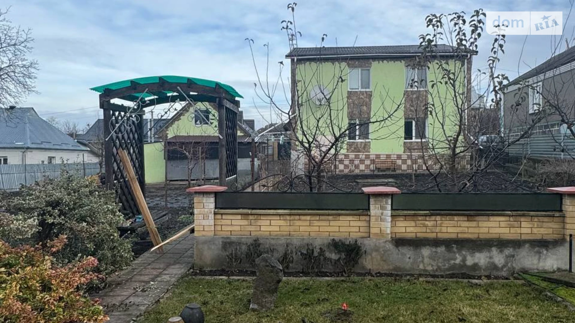 Продается дом на 2 этажа 140 кв. м с камином, цена: 100000 $ - фото 3