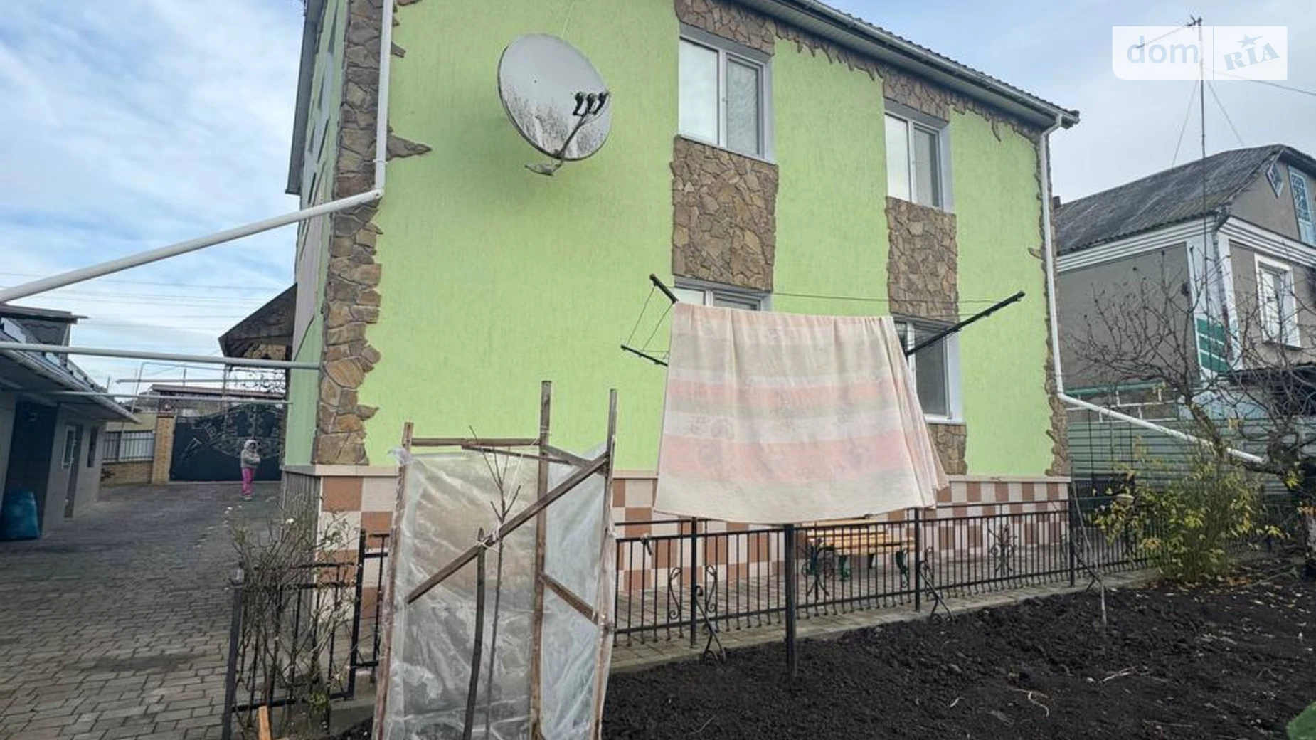 Продается дом на 2 этажа 140 кв. м с камином, цена: 100000 $ - фото 5