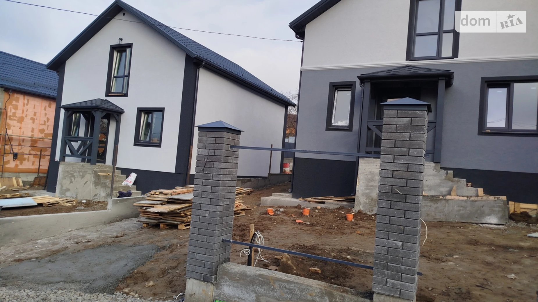 Продается дом на 2 этажа 110 кв. м с бассейном, цена: 83000 $ - фото 3