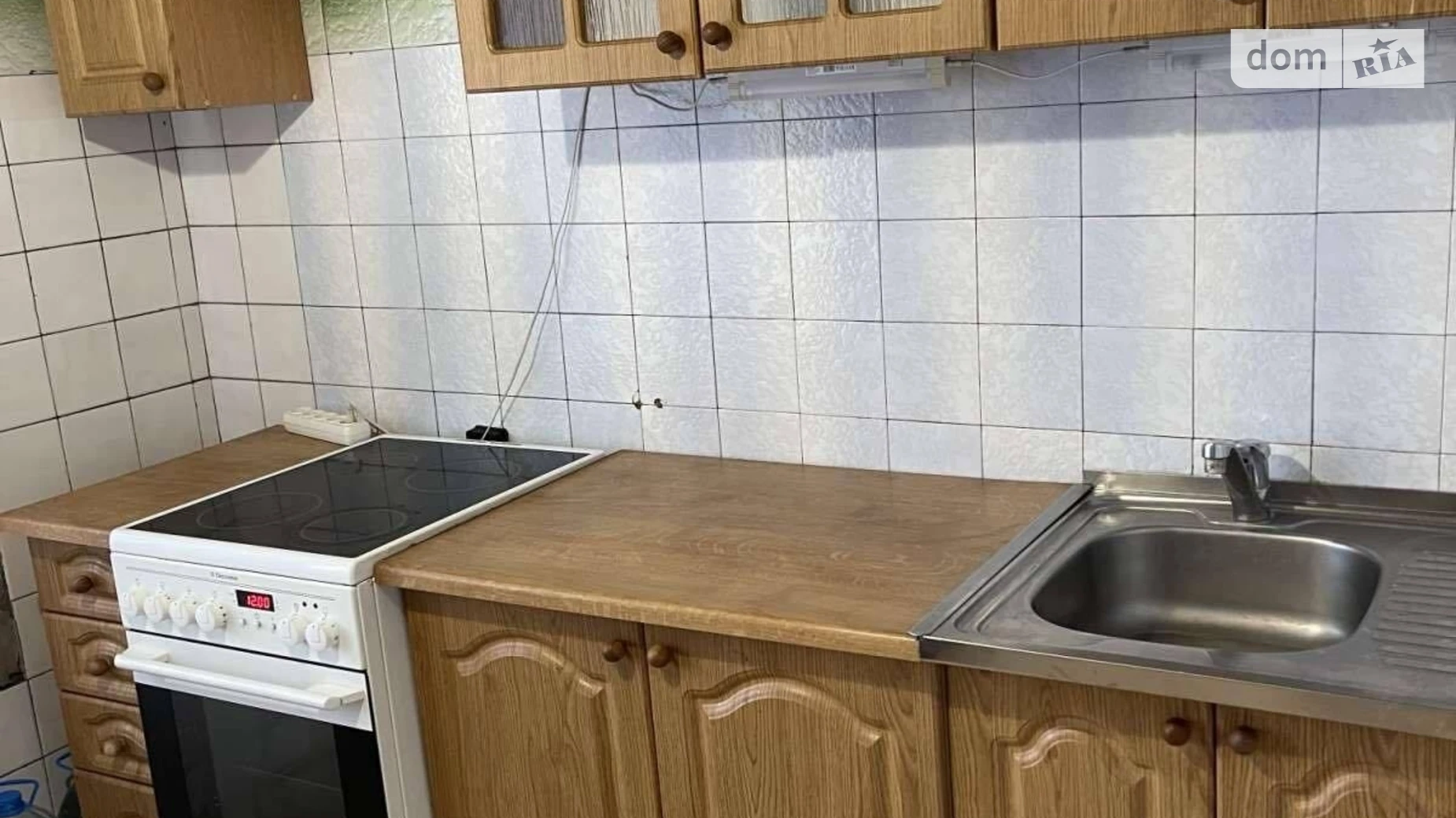 Продается 3-комнатная квартира 80.4 кв. м в Киеве, ул. Ревуцкого, 29А - фото 3