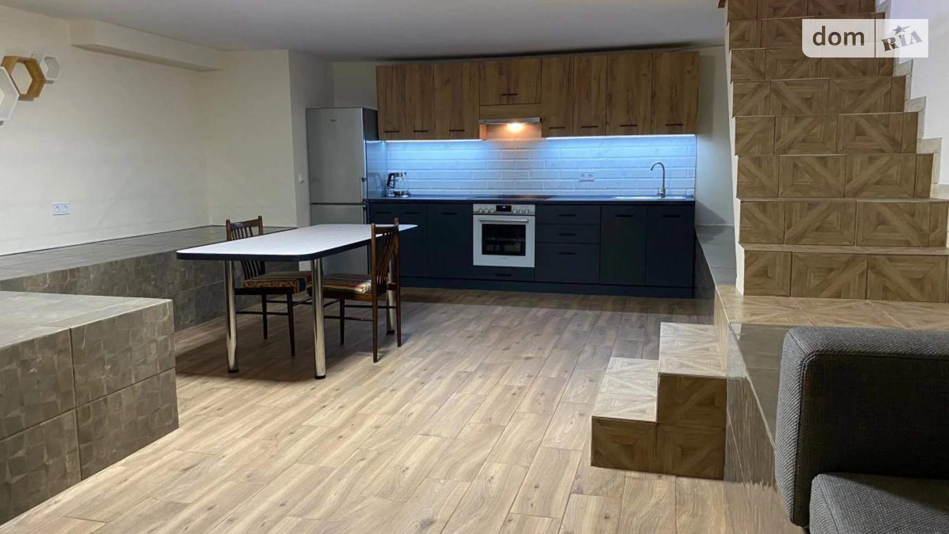 Продается 2-комнатная квартира 98 кв. м в, цена: 79000 $ - фото 2