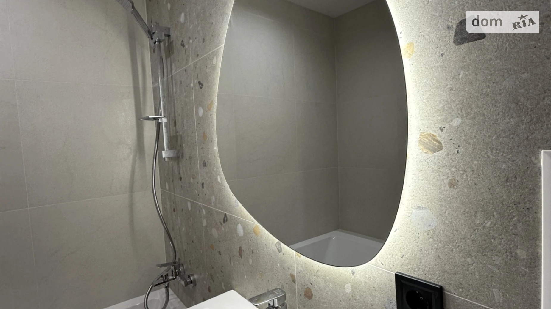 Продается 2-комнатная квартира 56 кв. м в Хмельницком, ул. Кармелюка, 11/2 - фото 4