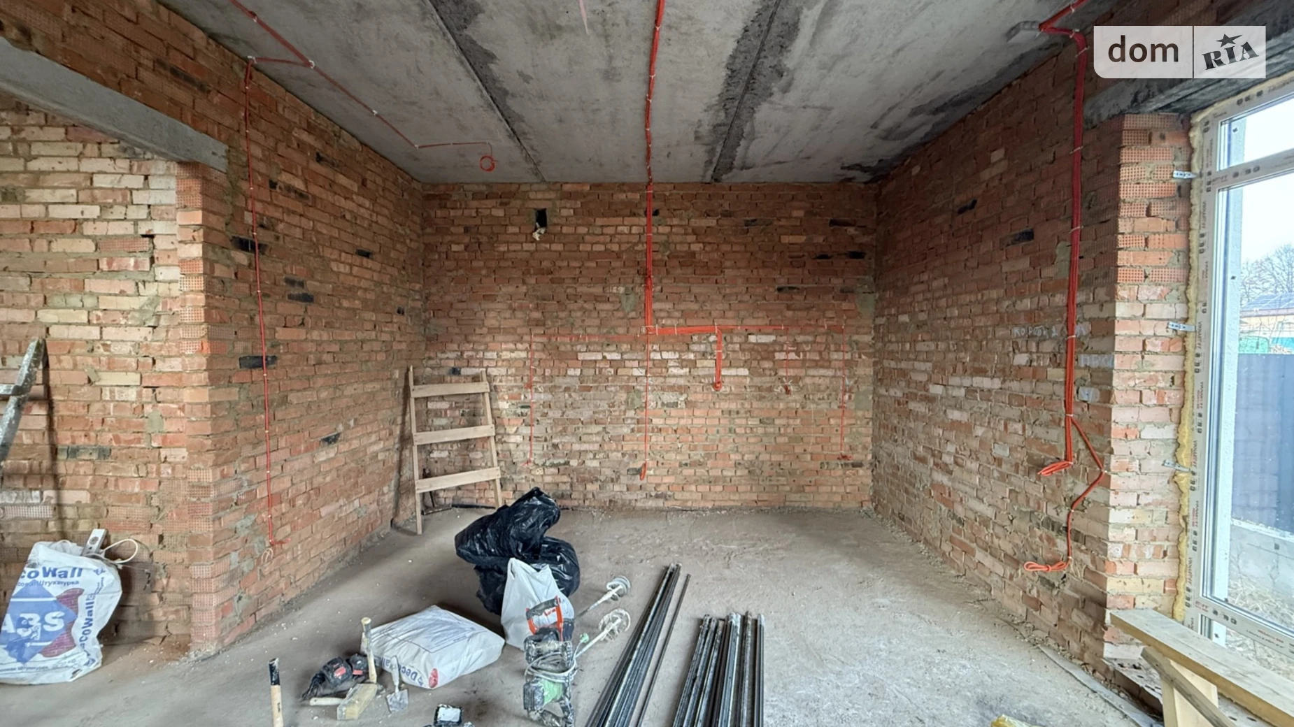 Продается дом на 2 этажа 120 кв. м с камином, цена: 94999 $ - фото 5