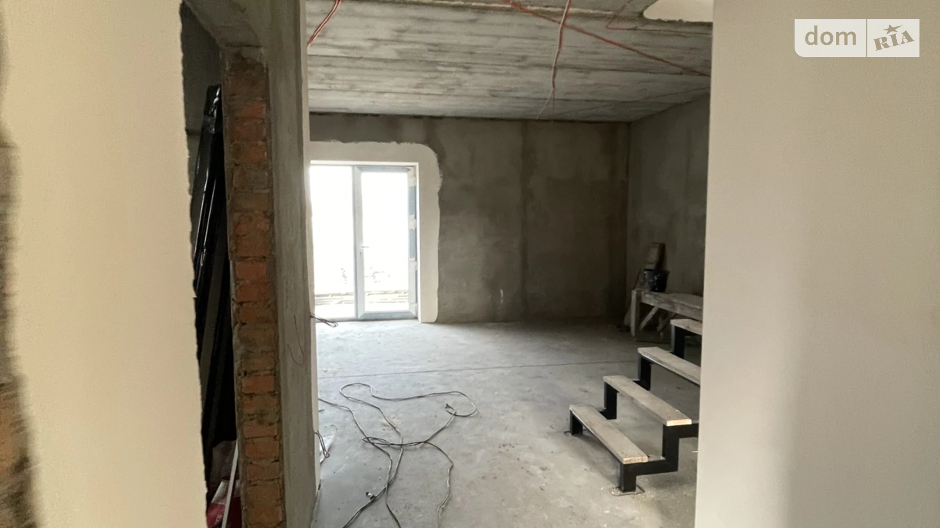 Продается дом на 2 этажа 120 кв. м с гаражом, цена: 100000 $ - фото 5