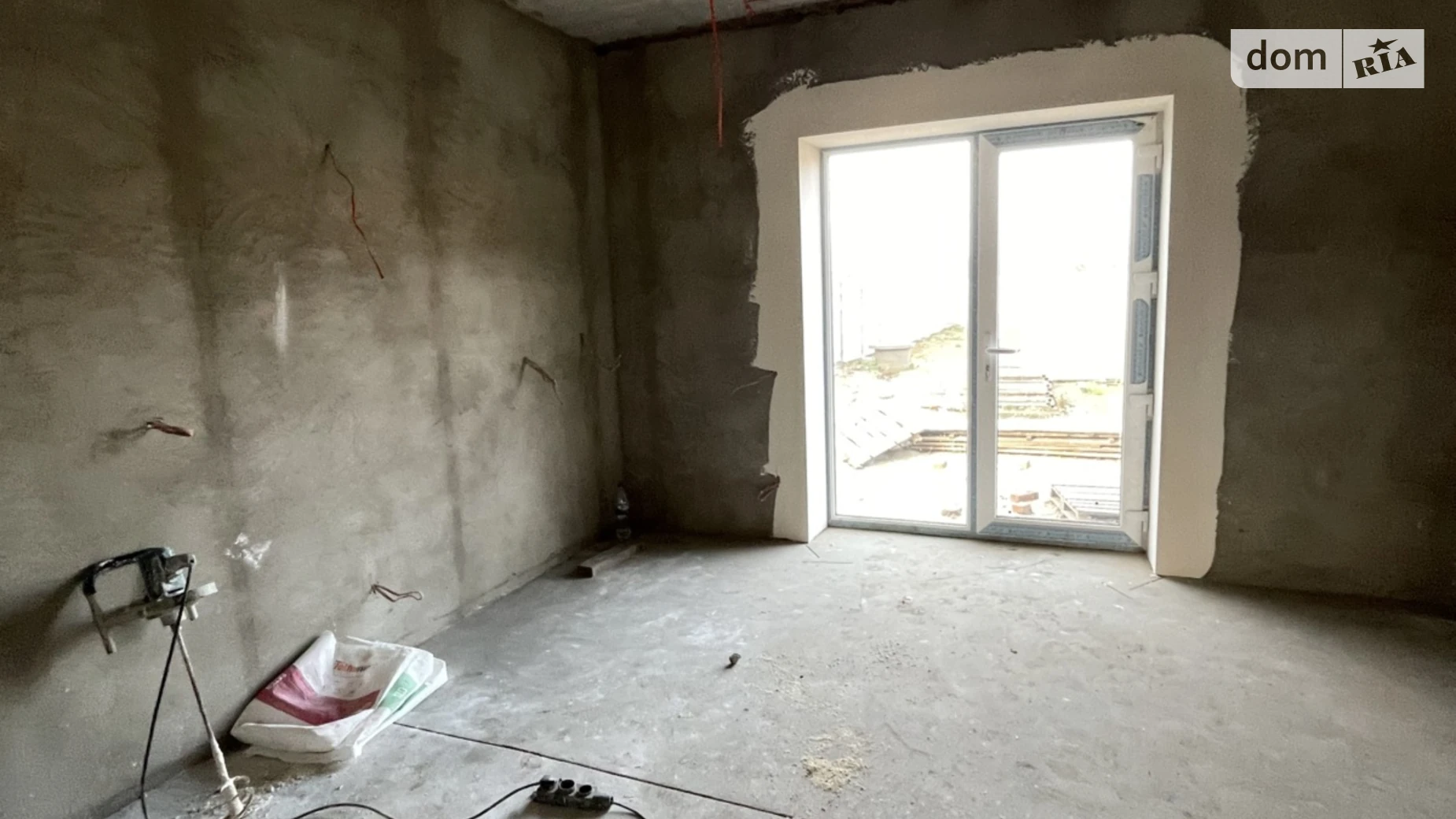 Продается дом на 2 этажа 120 кв. м с гаражом, цена: 100000 $ - фото 4