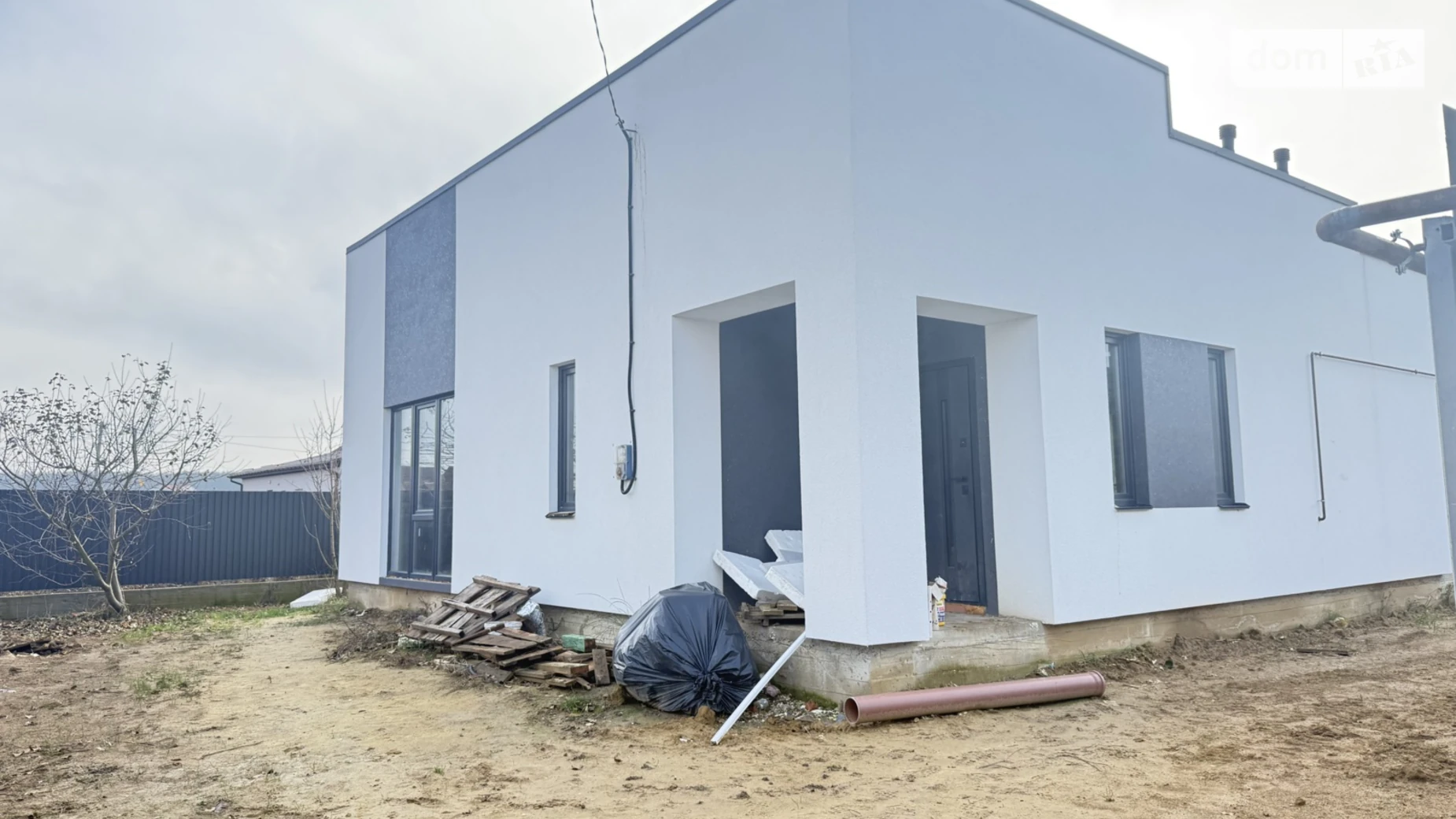 Продается одноэтажный дом 110 кв. м с балконом, цена: 79000 $ - фото 2