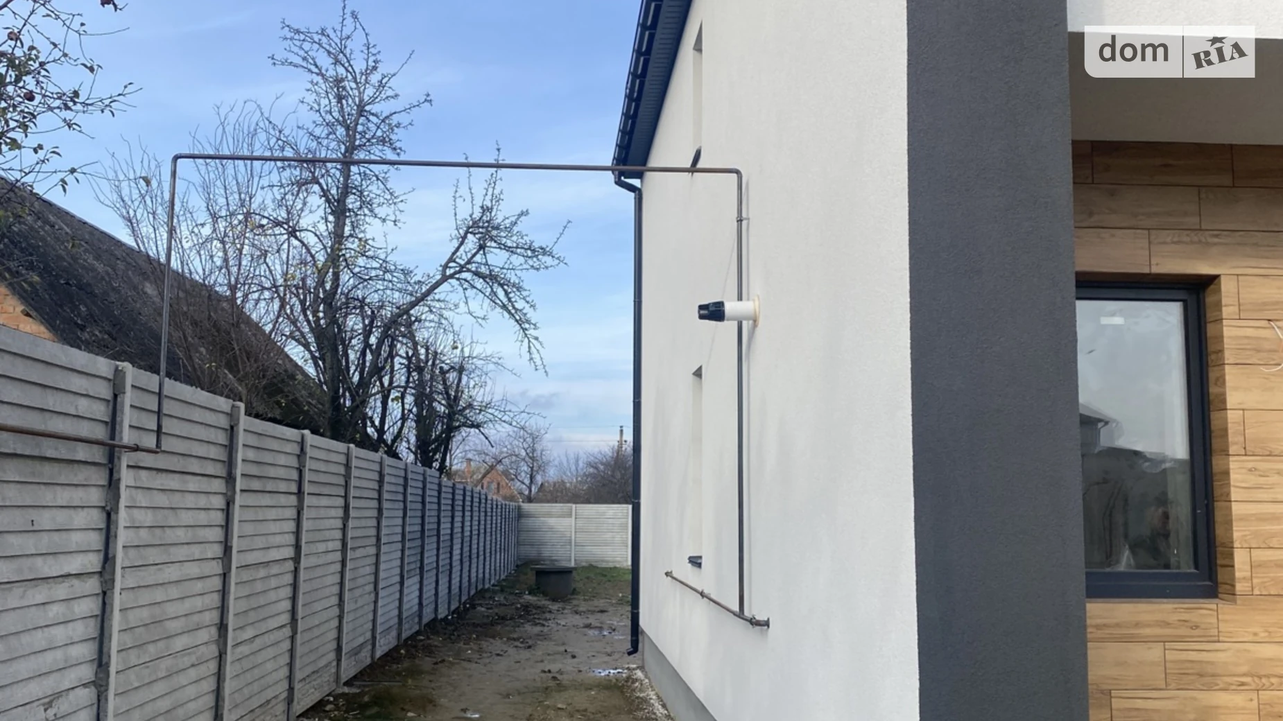 Продается дом на 2 этажа 120 кв. м с верандой, цена: 100000 $ - фото 3