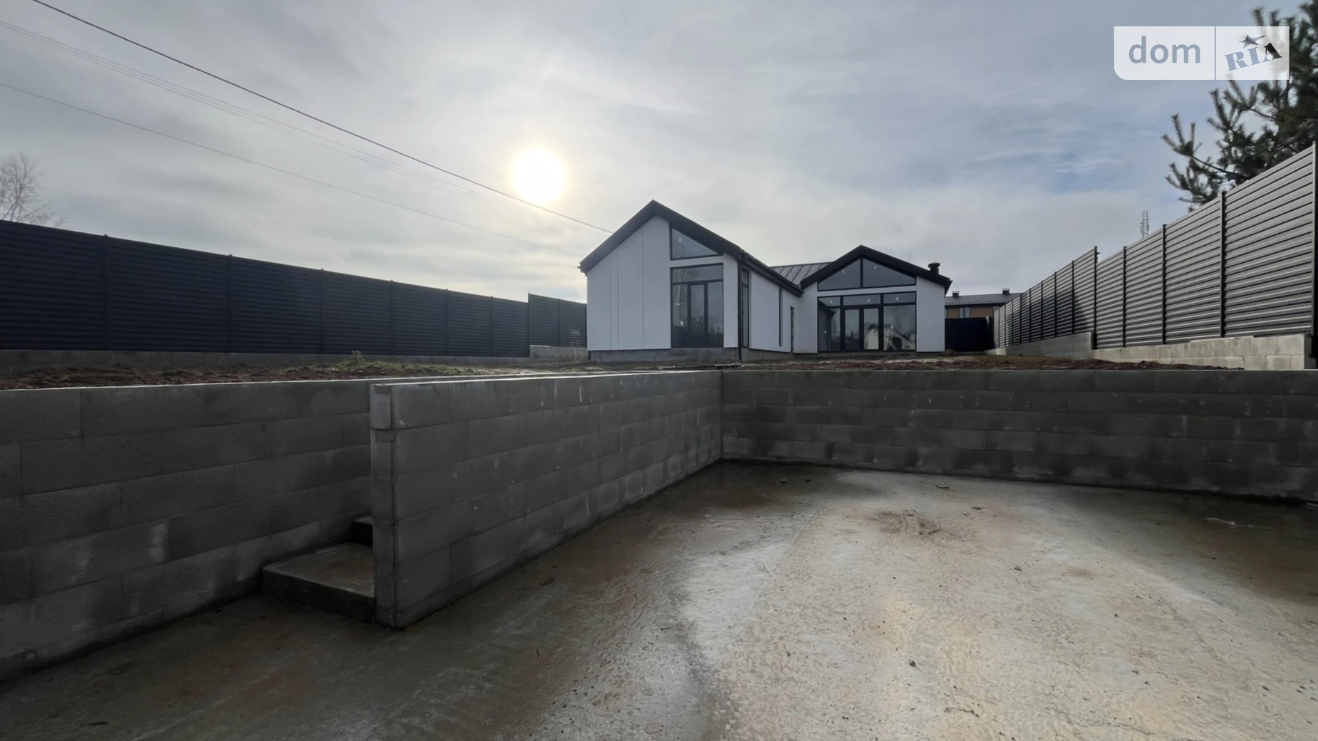 Продается одноэтажный дом 120 кв. м с садом, цена: 125000 $ - фото 2