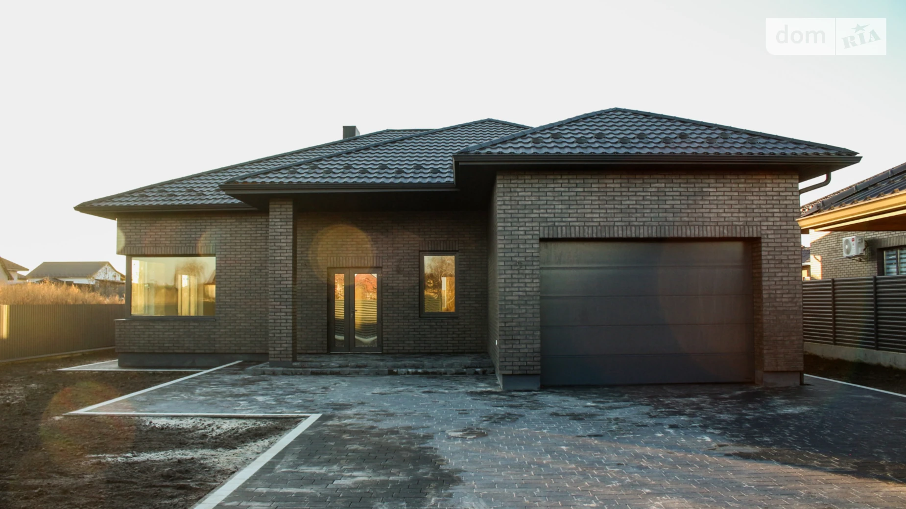 Продается одноэтажный дом 165 кв. м с баней/сауной, цена: 185000 $ - фото 2