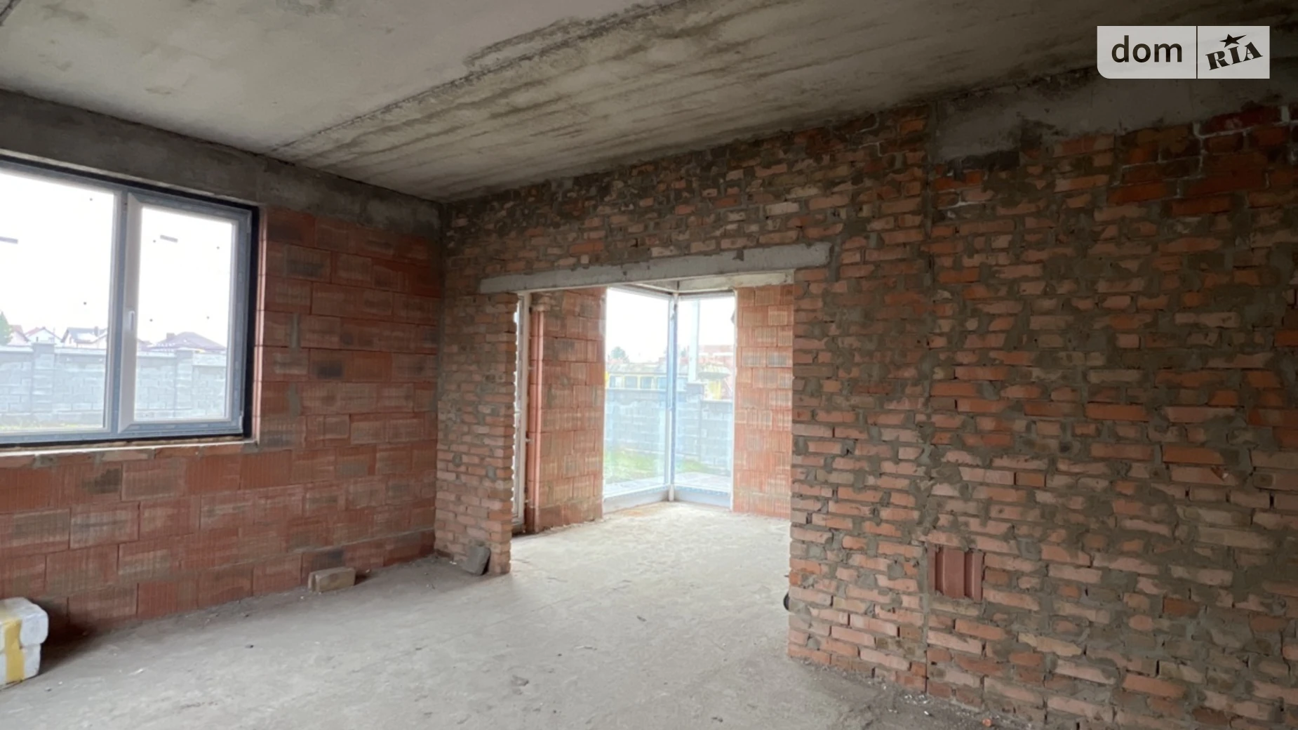 Продается дом на 2 этажа 160 кв. м с бассейном, цена: 155000 $ - фото 4