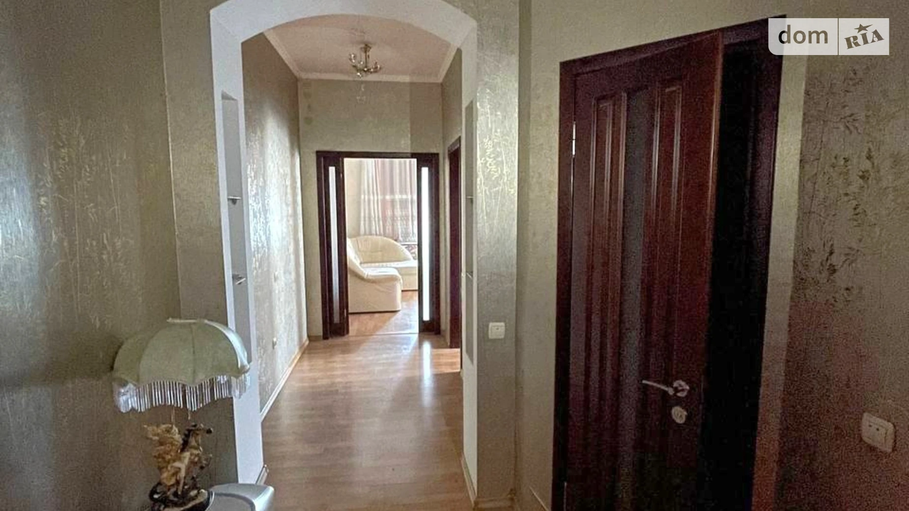 Продается 3-комнатная квартира 79.8 кв. м в Черноморске, ул. Парковая, 44 - фото 3