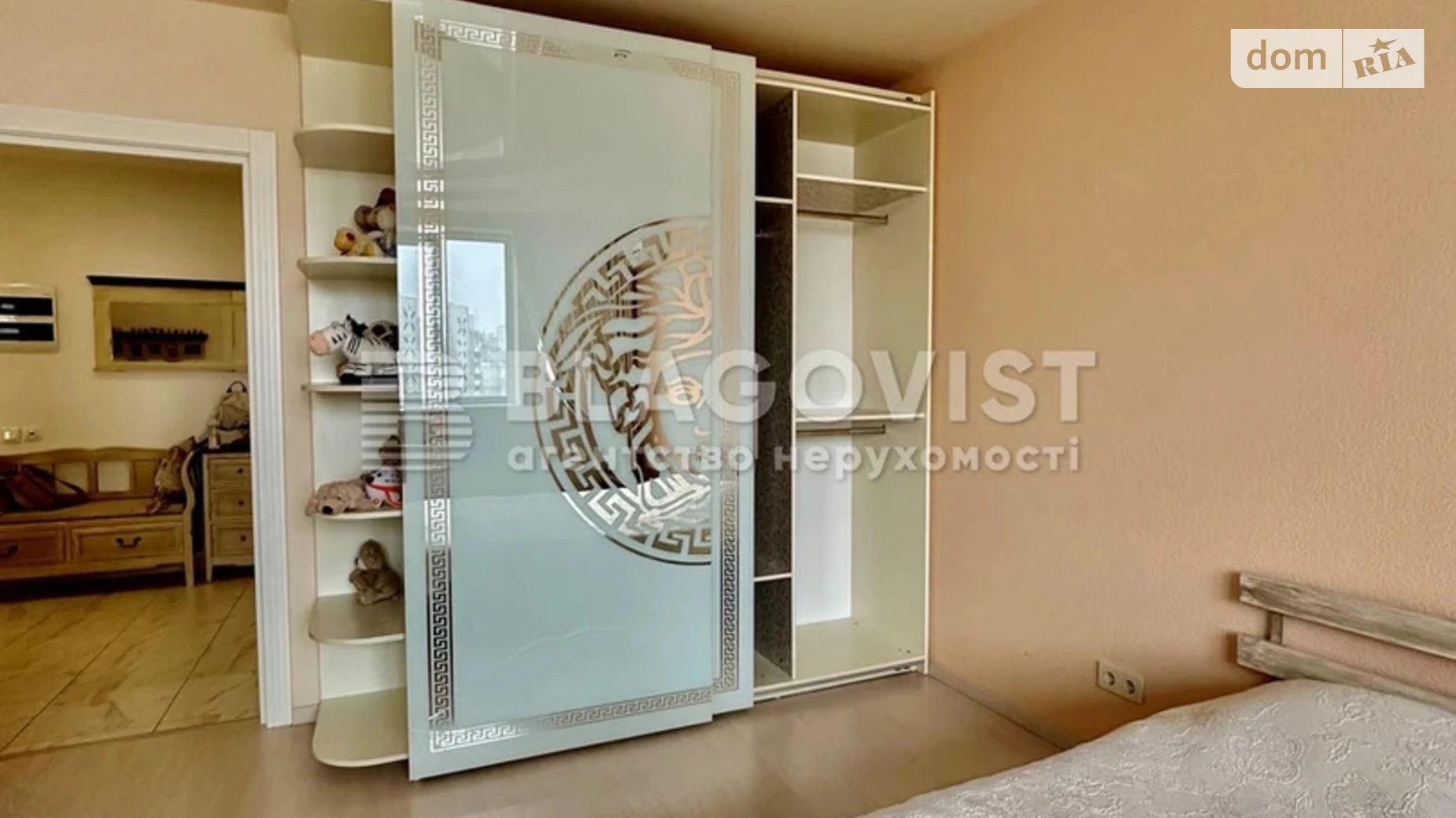 Продается 1-комнатная квартира 55 кв. м в Киеве, ул. Александра Мишуги, 12 - фото 4
