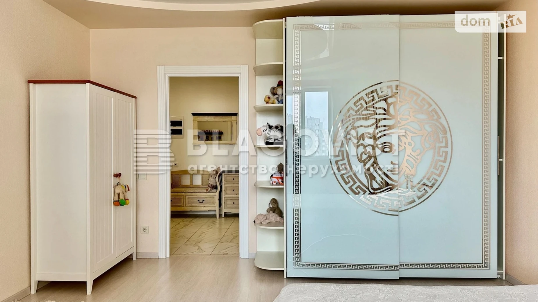 Продается 1-комнатная квартира 55 кв. м в Киеве, ул. Александра Мишуги, 12 - фото 5