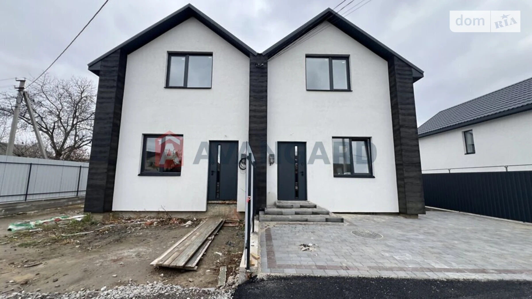 Продается дом на 2 этажа 88 кв. м с мебелью, цена: 62999 $ - фото 2