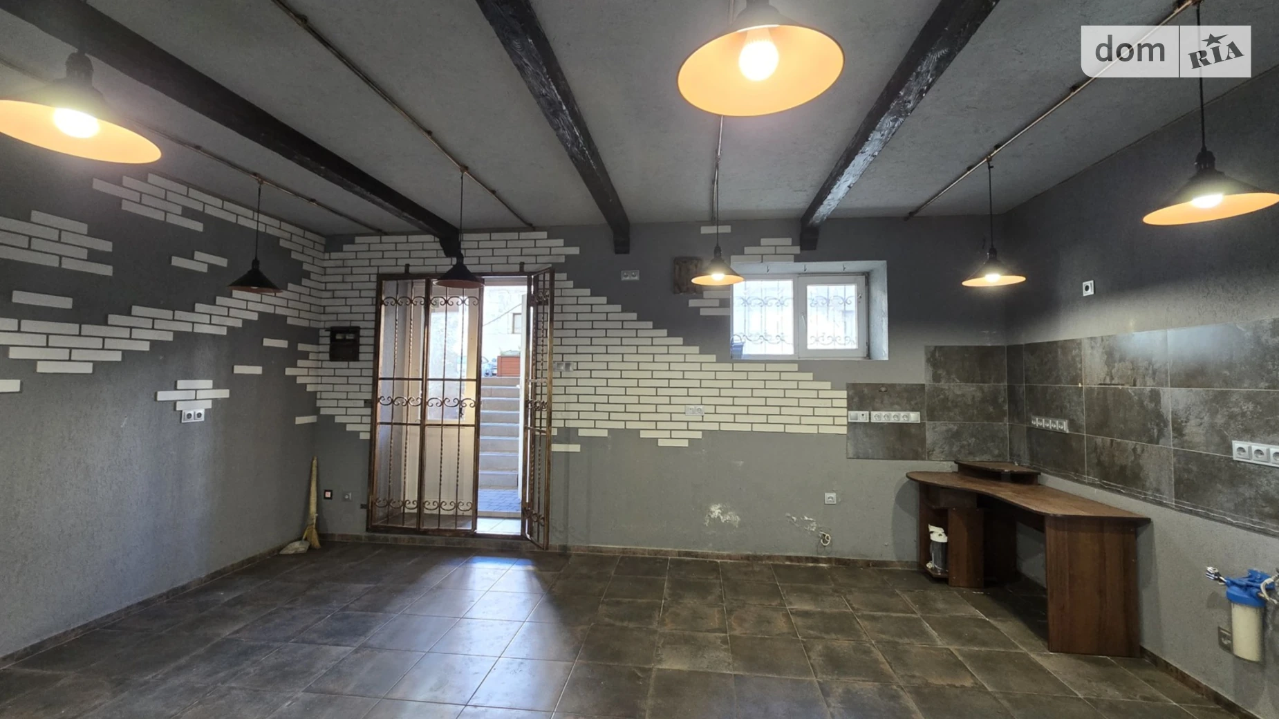 Продается помещения свободного назначения 29.5 кв. м в 10-этажном здании, цена: 22500 $ - фото 2