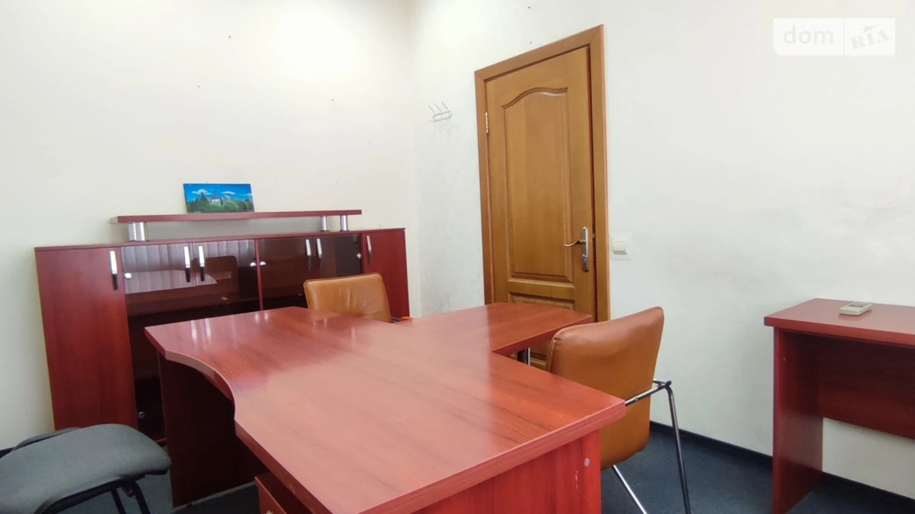 Сдается в аренду офис 12 кв. м в бизнес-центре, цена: 3000 грн - фото 2