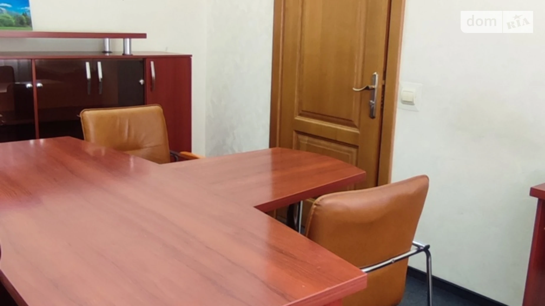 Сдается в аренду офис 12 кв. м в бизнес-центре, цена: 3000 грн - фото 4