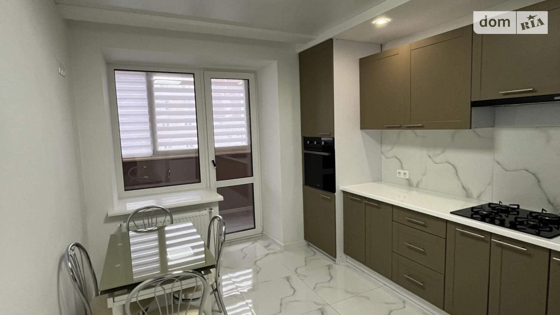 1-комнатная квартира 48 кв. м в Тернополе, ул. Генерала Мирона Тарнавского, 30 - фото 2