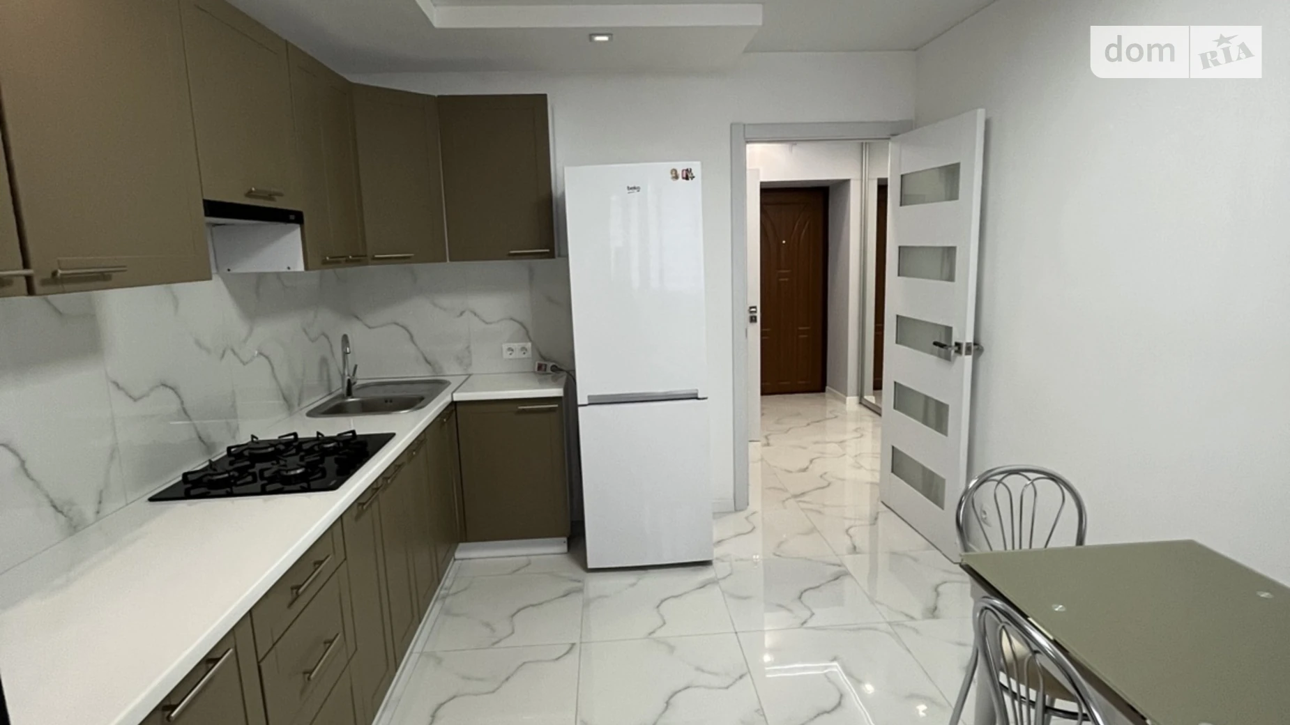 1-комнатная квартира 48 кв. м в Тернополе, ул. Генерала Мирона Тарнавского, 30 - фото 4